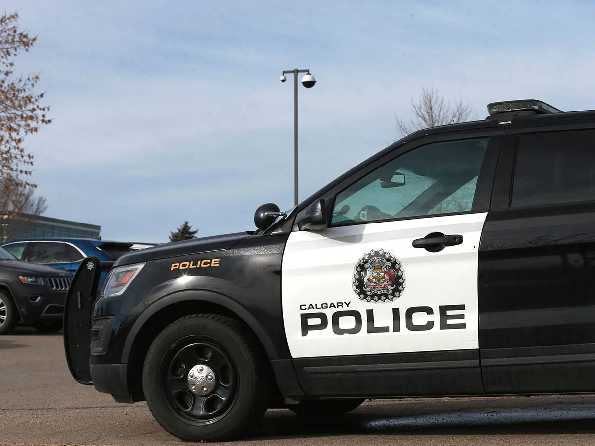 Man dies in suspicious assault at Tomkins Park