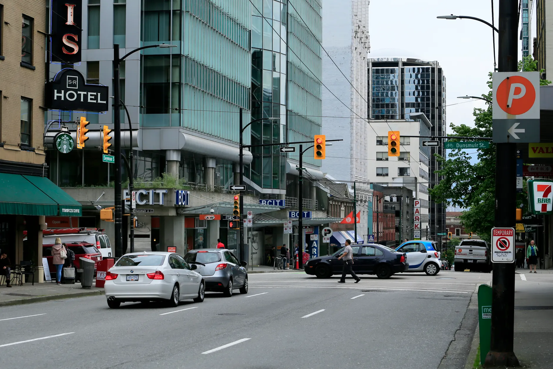 Man convicted of manslaughter in Vancouver Starbucks stabbing