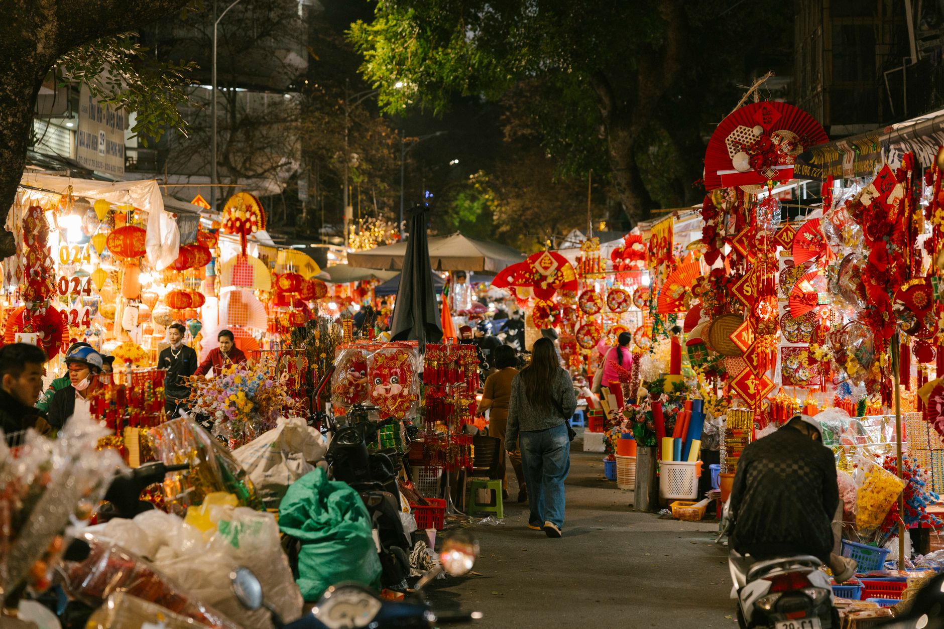 Richmond Night Market to close after 26 years; mayoral candidates split on city rescue