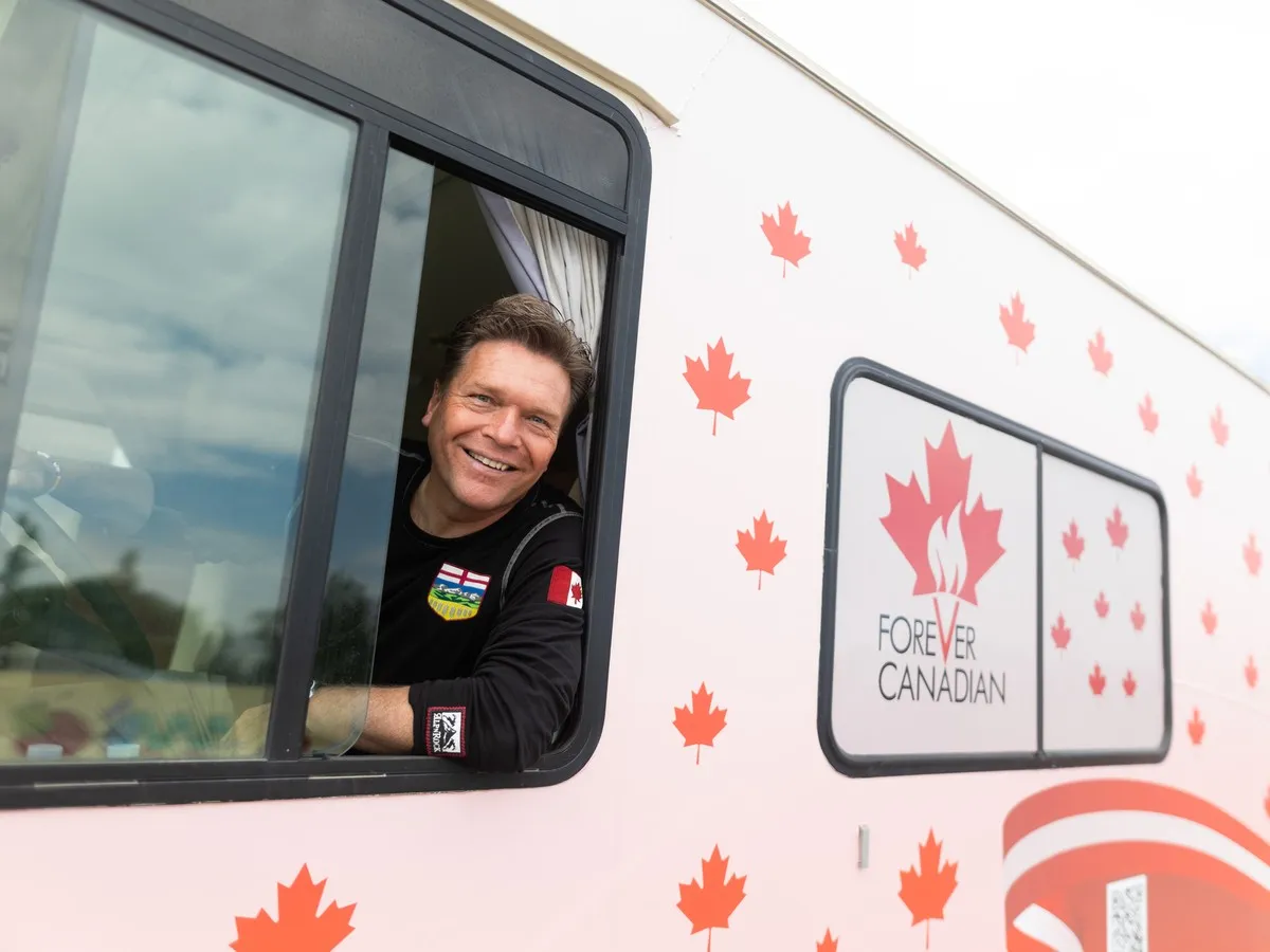 Forever Canadian opens downtown Calgary office, Nenshi warns against separatism vote