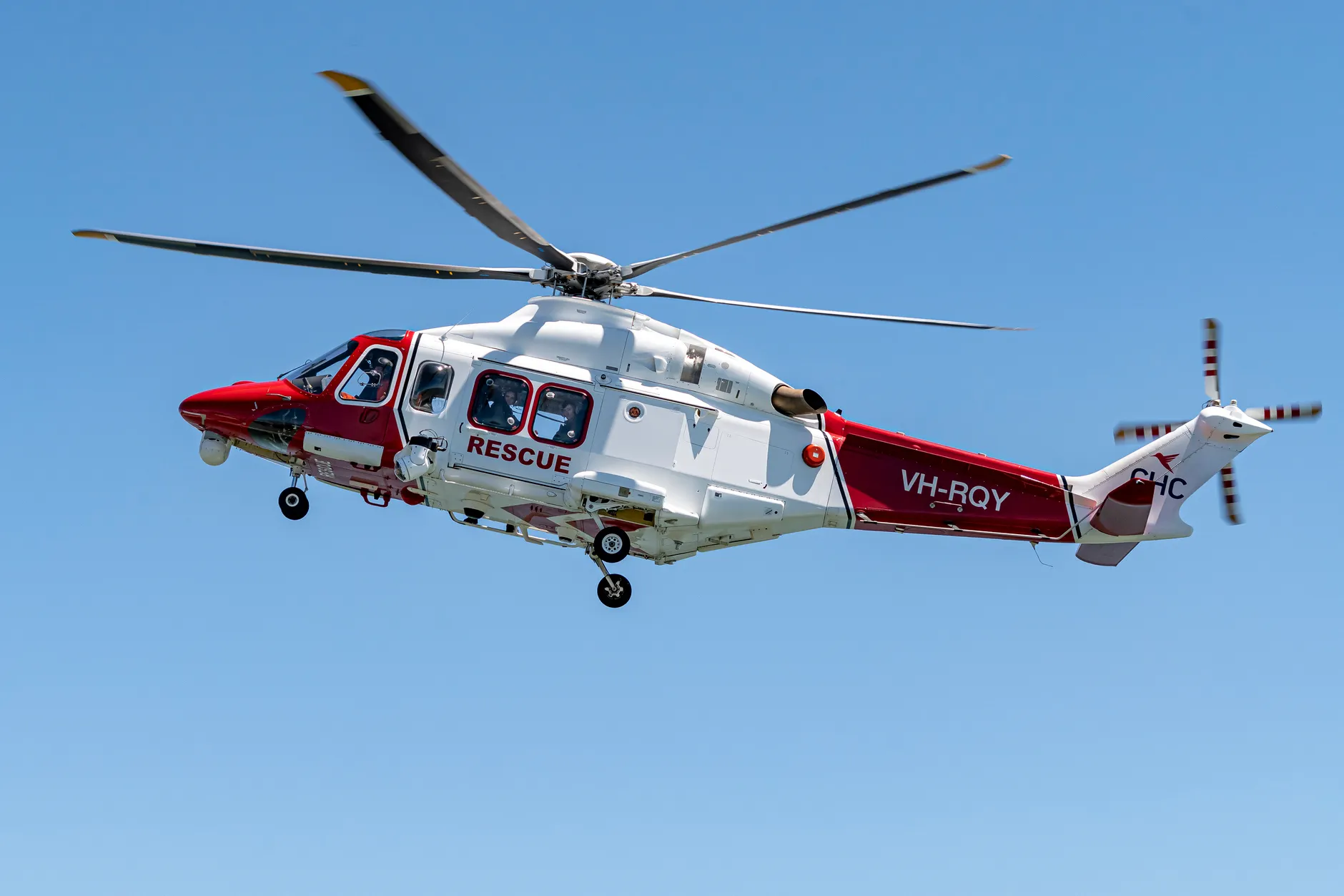 Search continues for six aboard Ontario air ambulance lost off Massachusetts coast