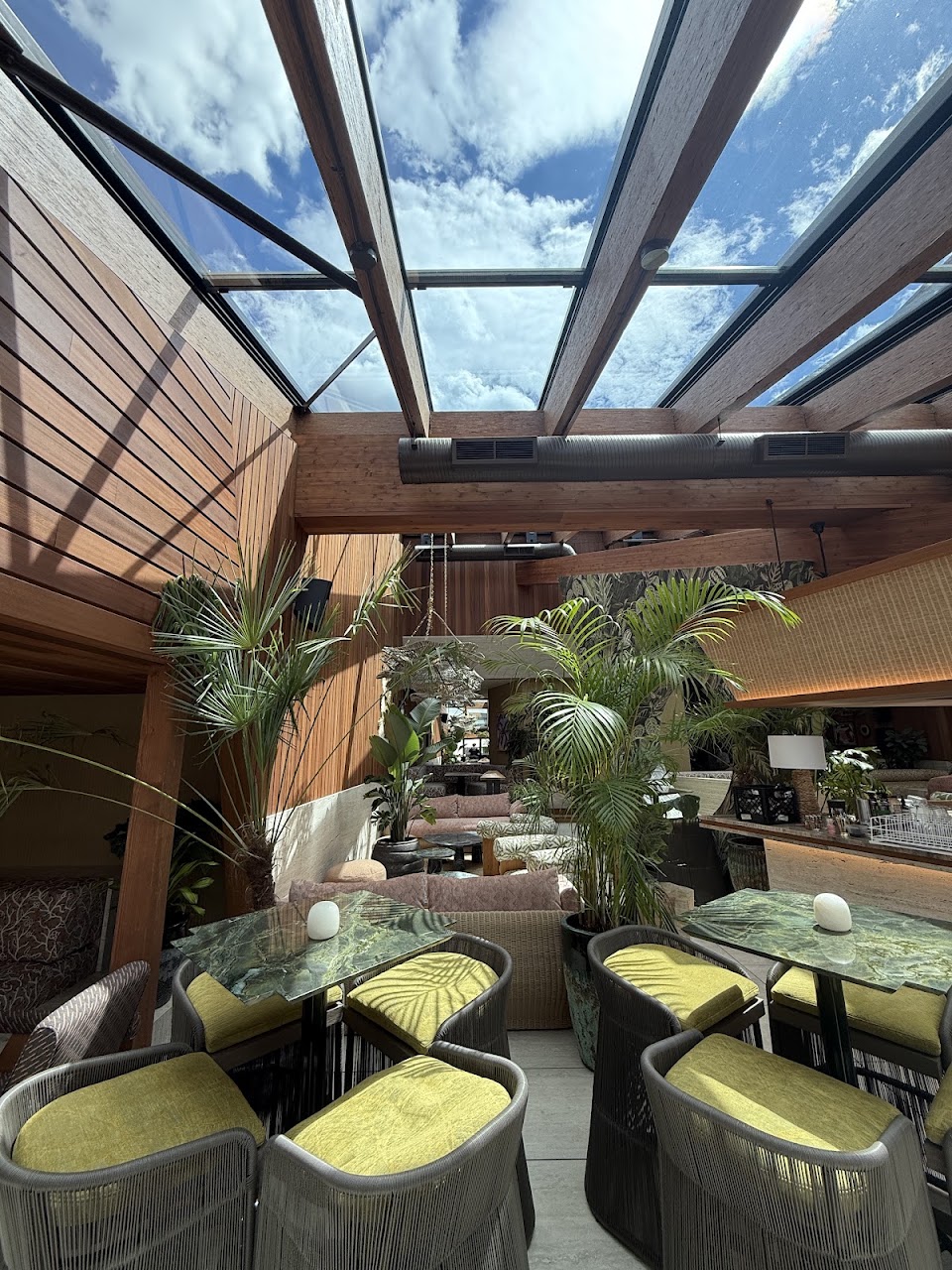 Polynesian cocktail bar opens in Kensington