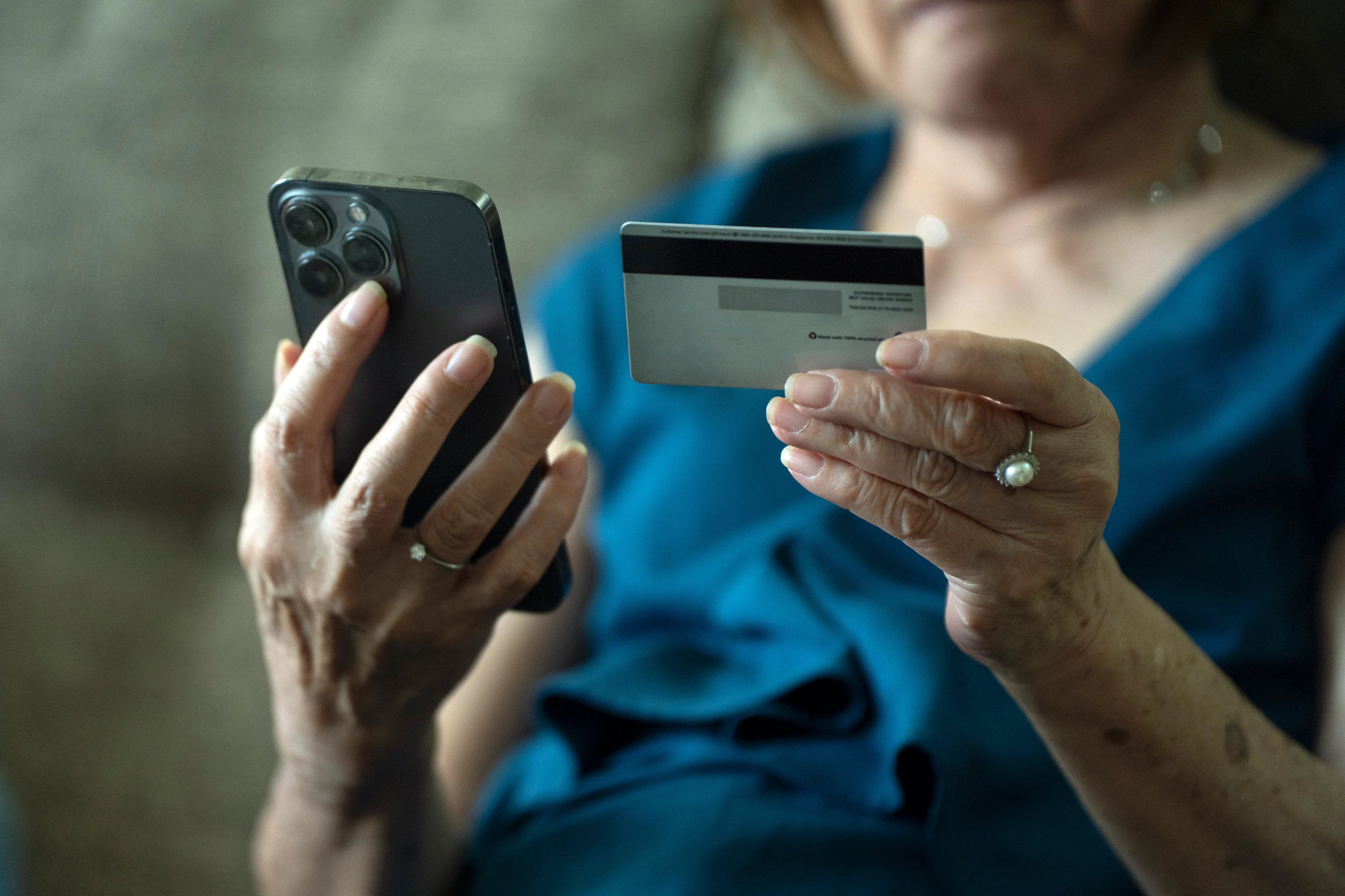 An Ontario senior lost $900,000 to crypto scam using Mark Carney deepfake