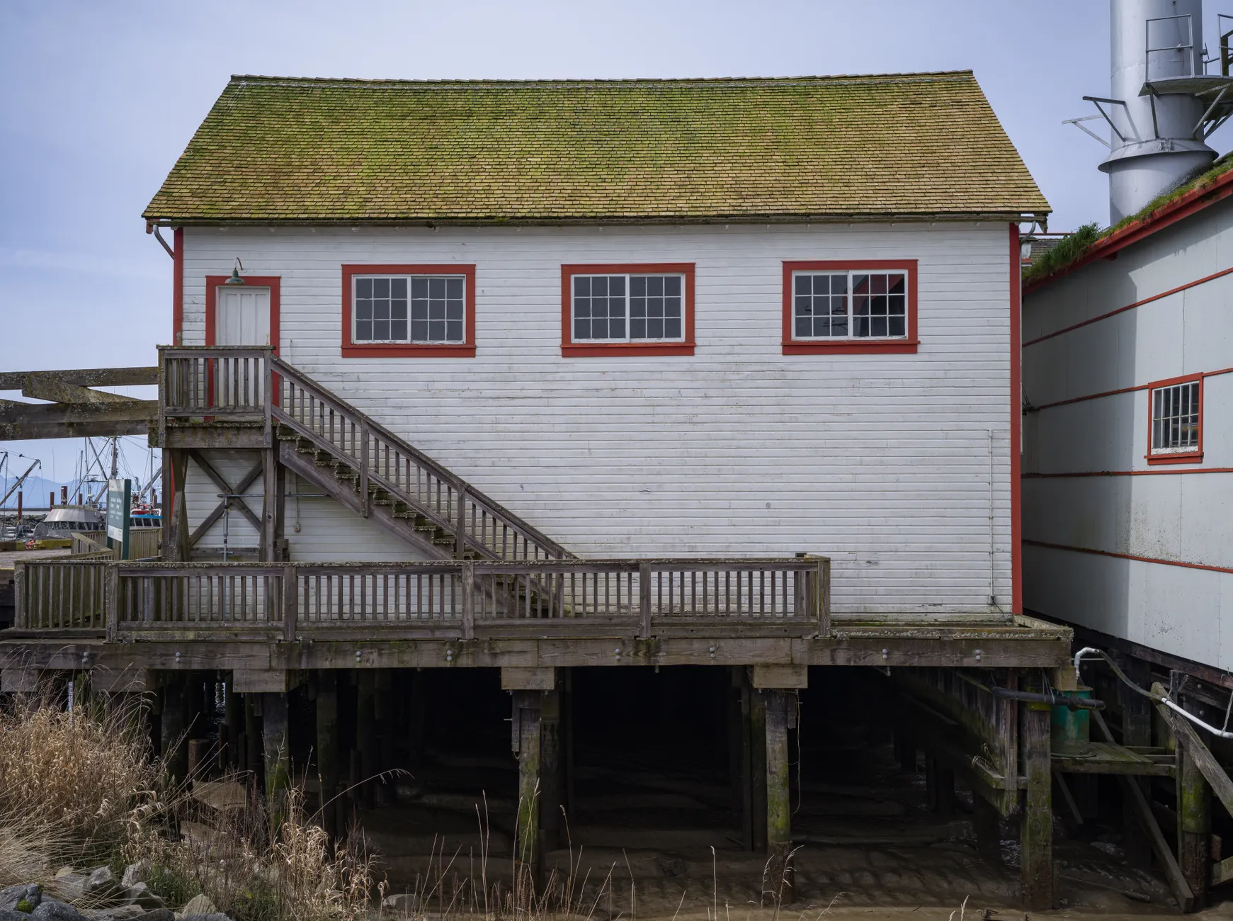 West Vancouver studies conservation society as tenant for historic Boathouse site