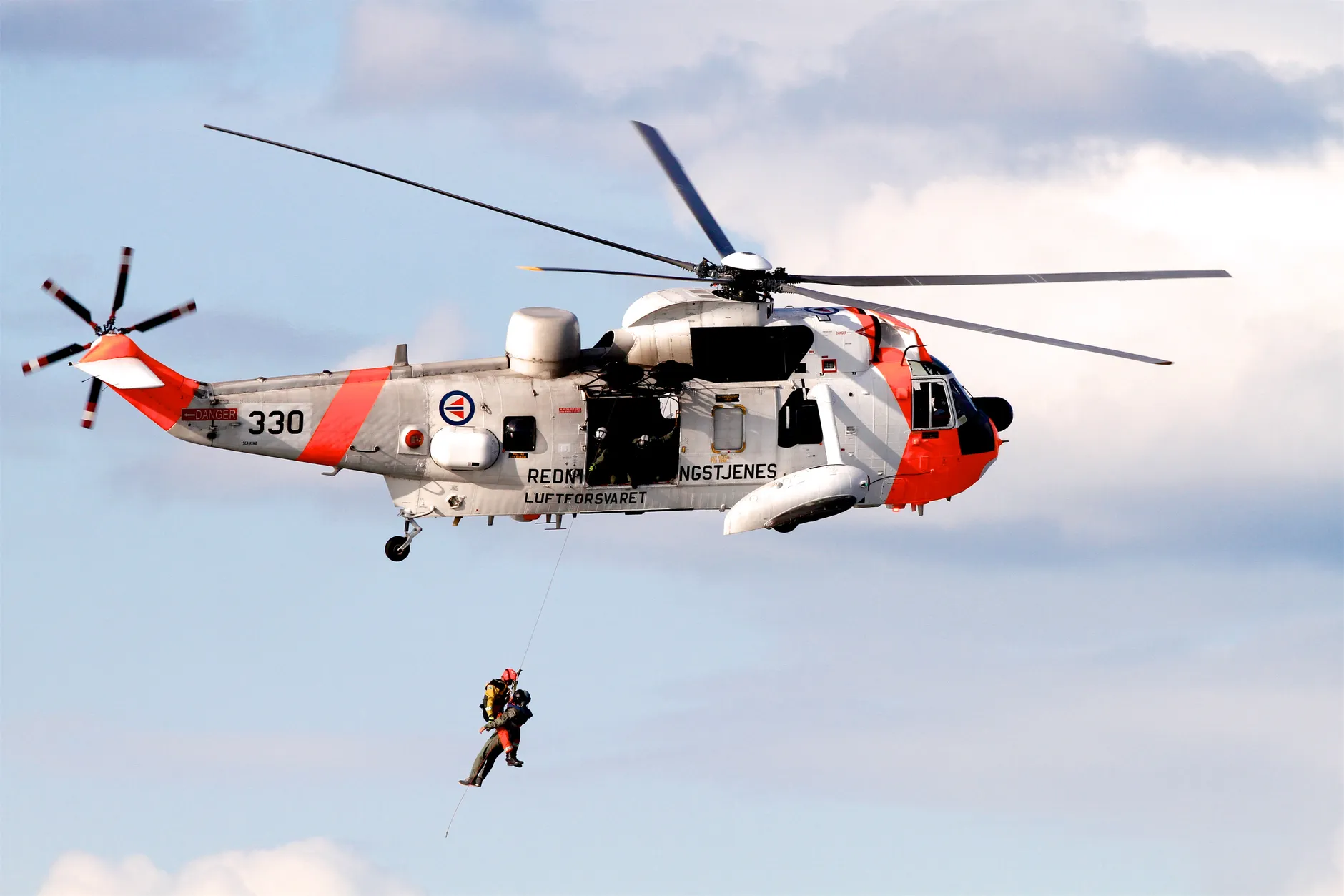 Two teens rescued by helicopter from Mount Brunswick after ankle injury