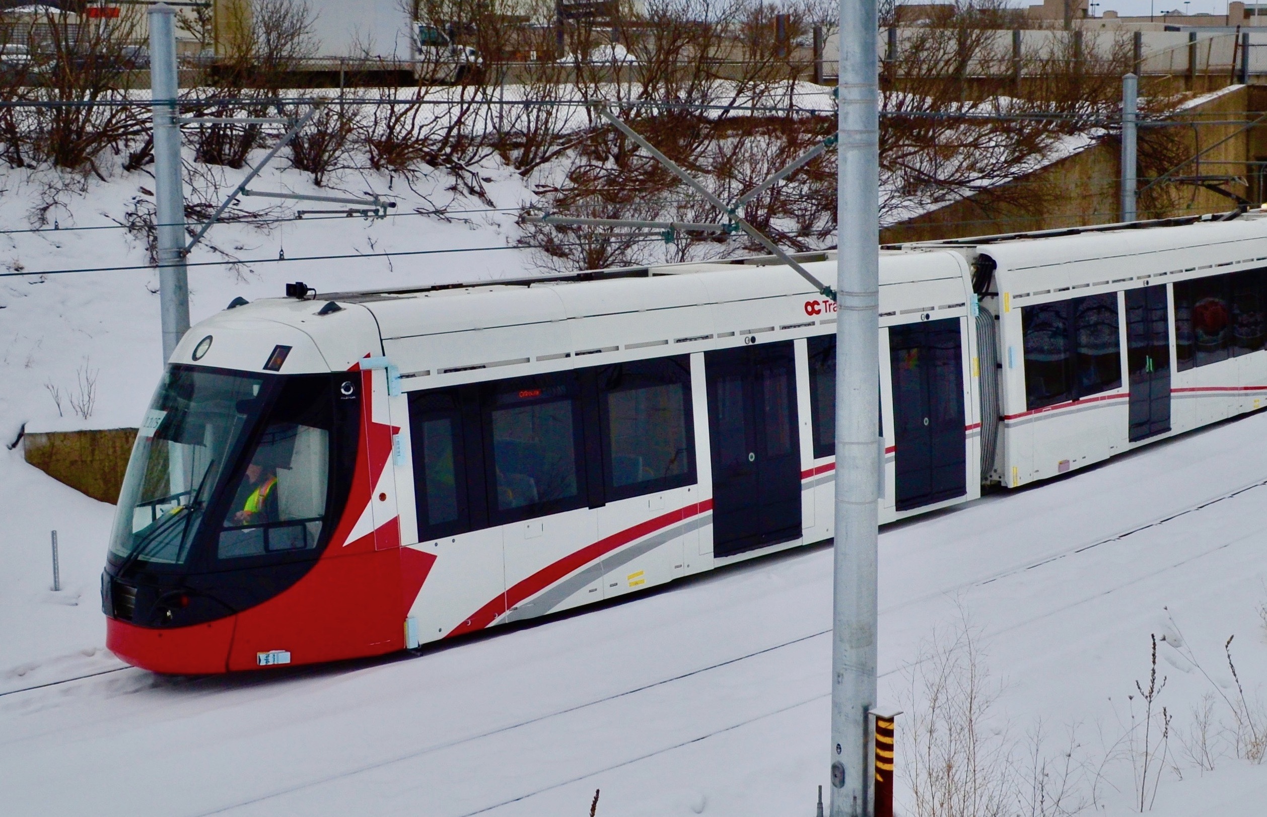 Person killed after being struck by OC Transpo bus on Highway 417