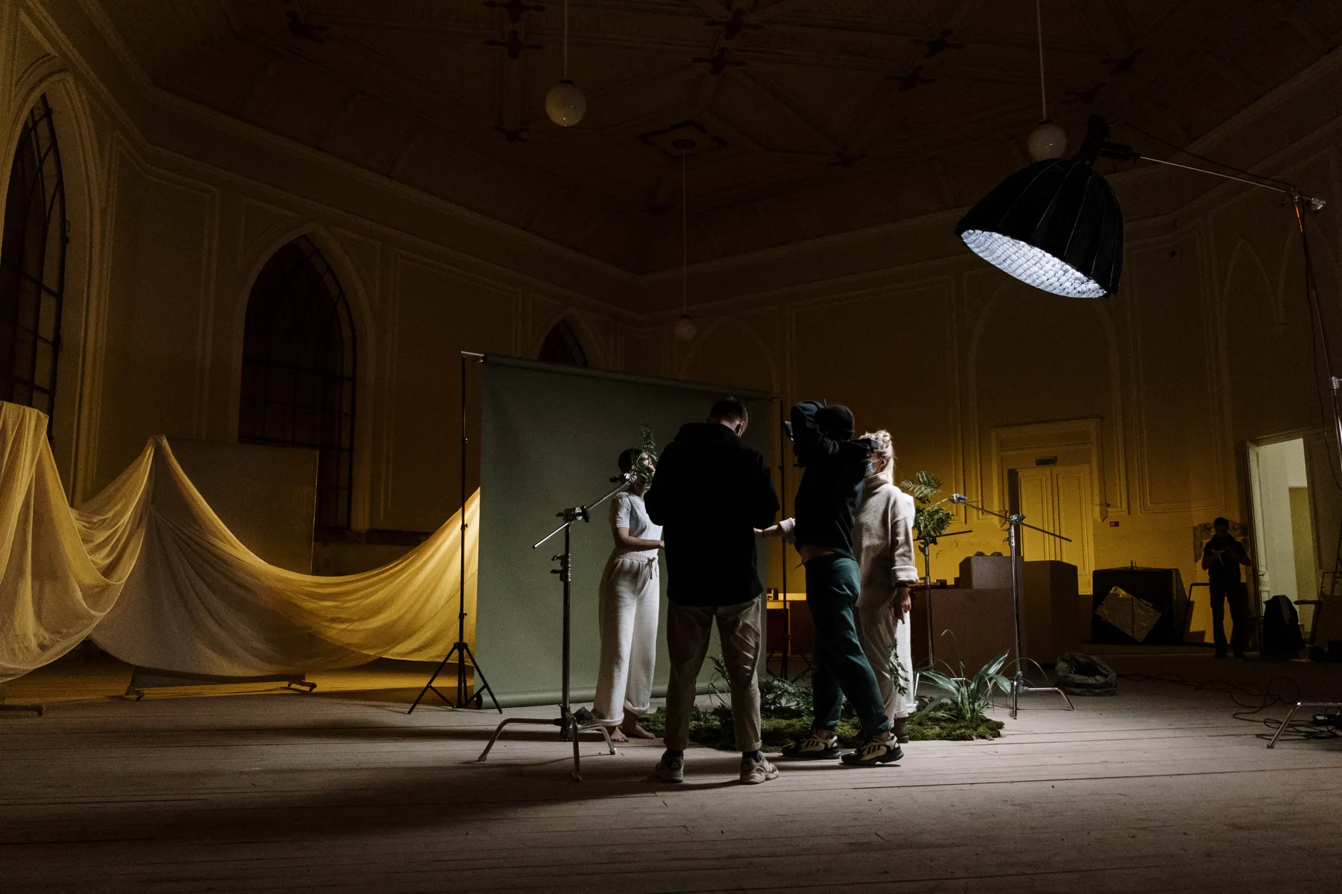 Why Montreal theatres use English on francophone stages—and why it stirs debate