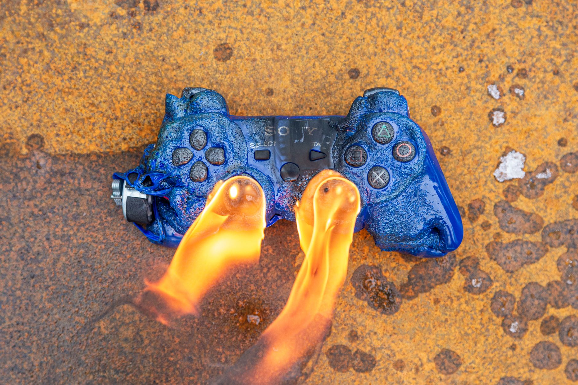 Lithium-ion battery fires surge across Canada as federal regulators eye mandatory safety rules