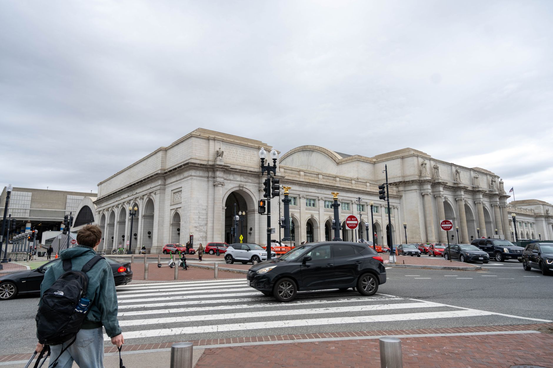 Man struck by vehicle near Union Station with serious injuries