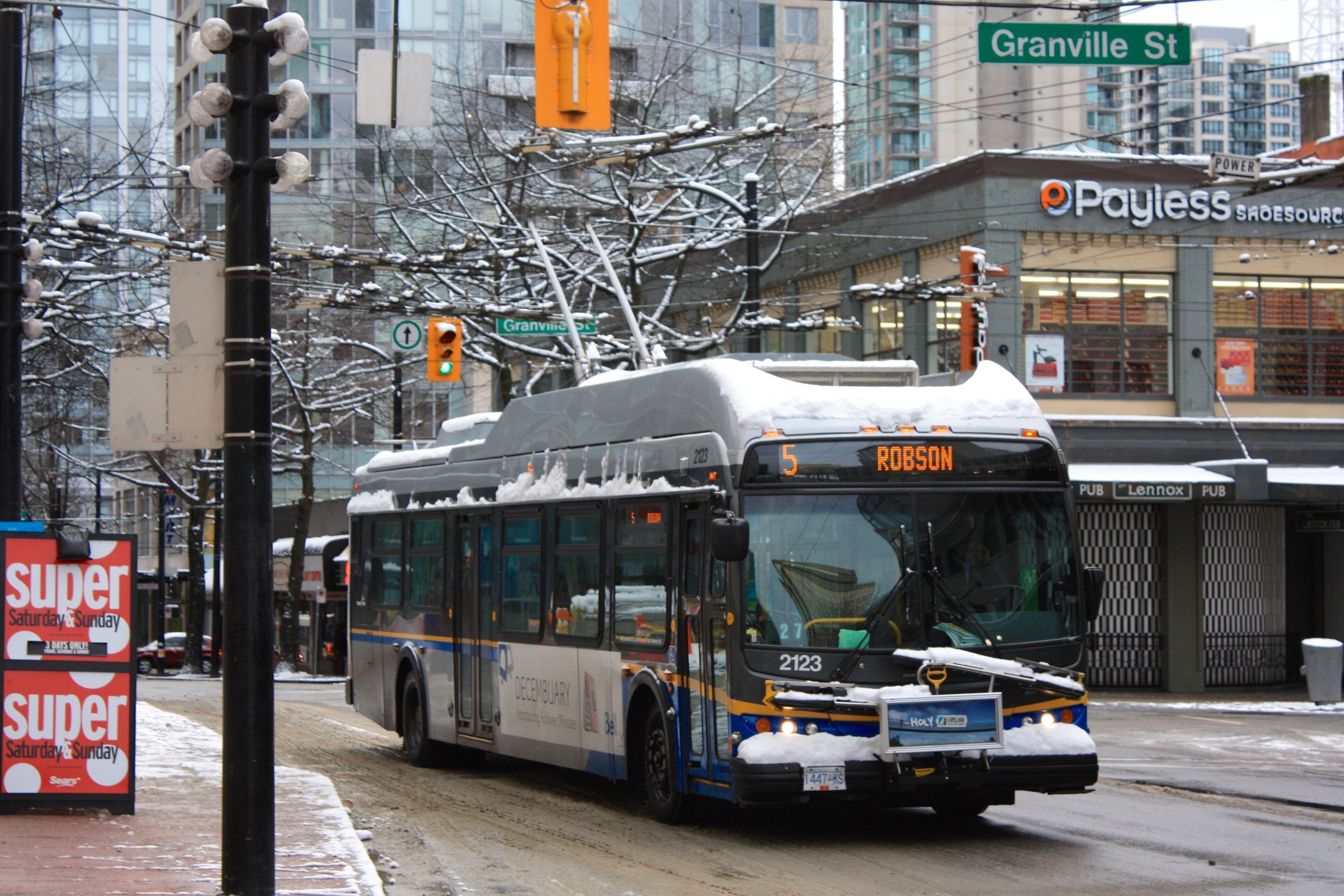 Coast Mountain Bus seeks mediation after strike vote