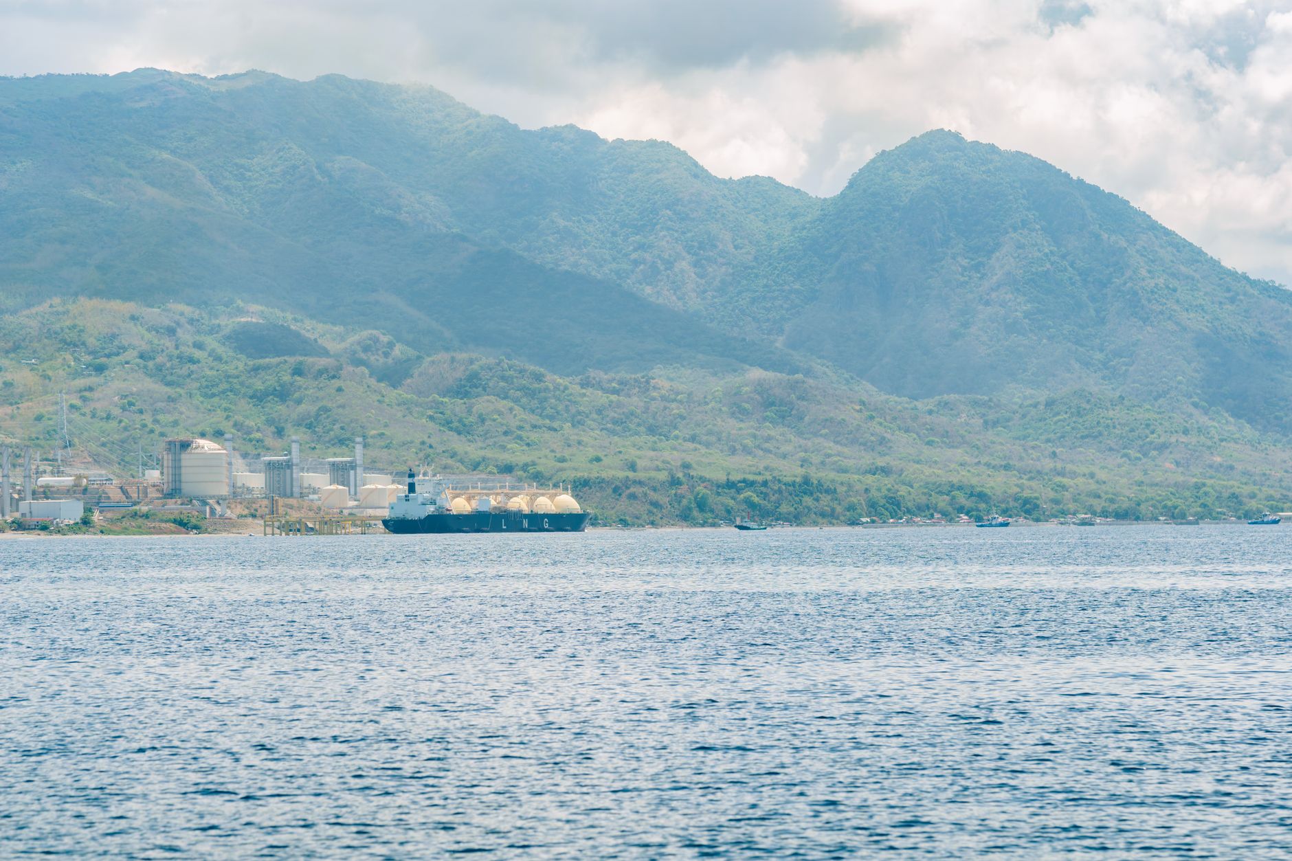 LNG Canada Phase 2 expansion in Kitimat greenlights $33 billion private investment