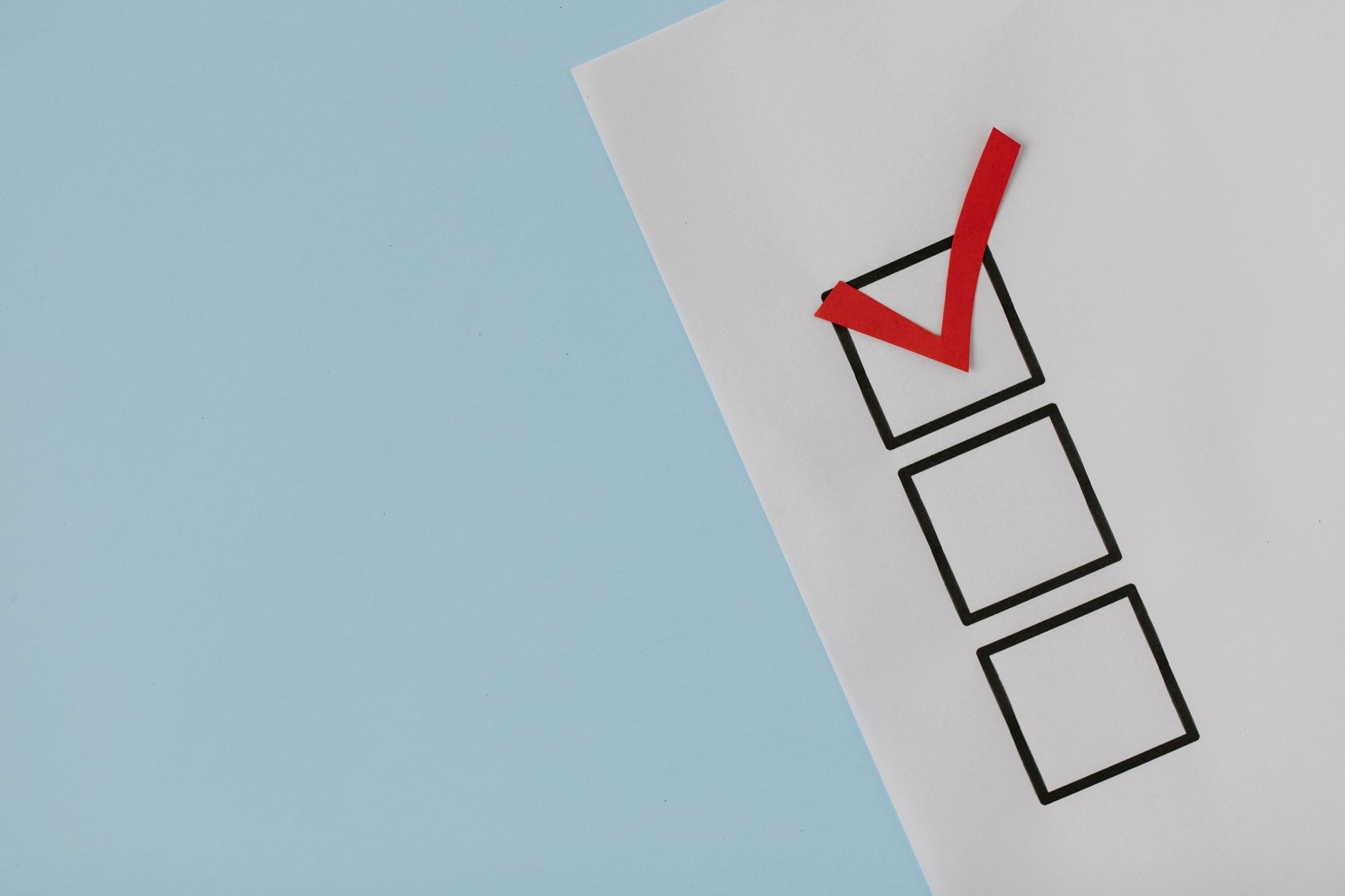 Opposition parties position themselves as checks on PQ minority government, especially on referendum