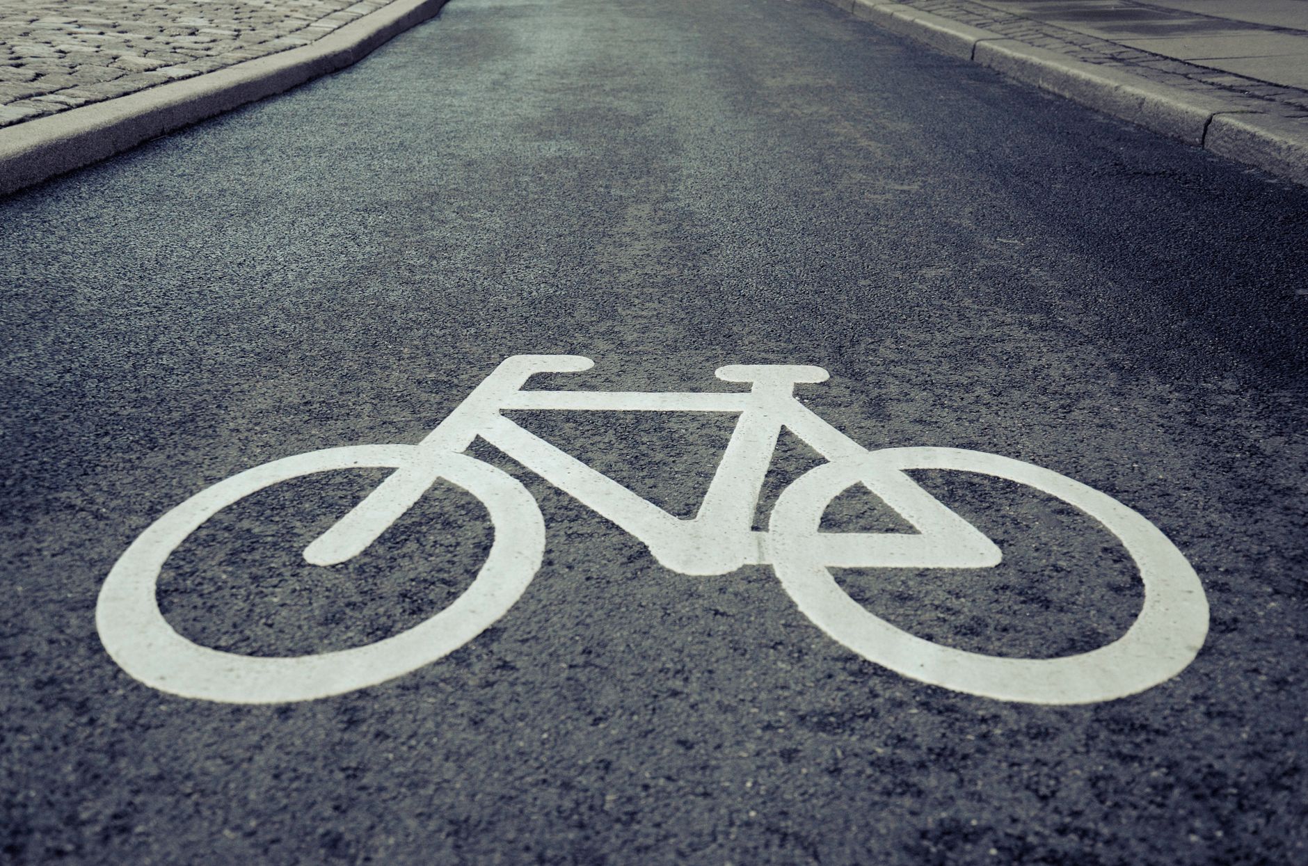 Seven Ottawa bike lane projects face major delays under new Ontario law
