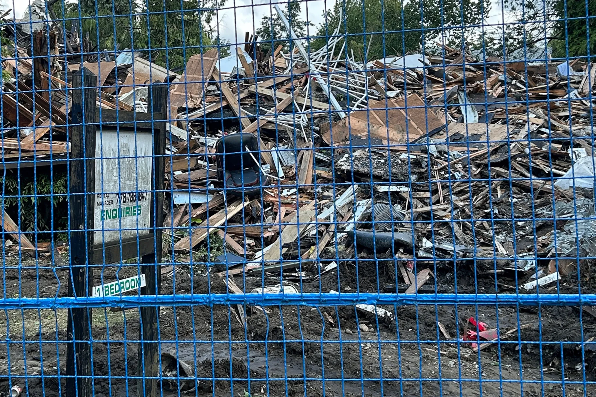 New Westminster apartment fire displaces 150 residents, donations pour in to help