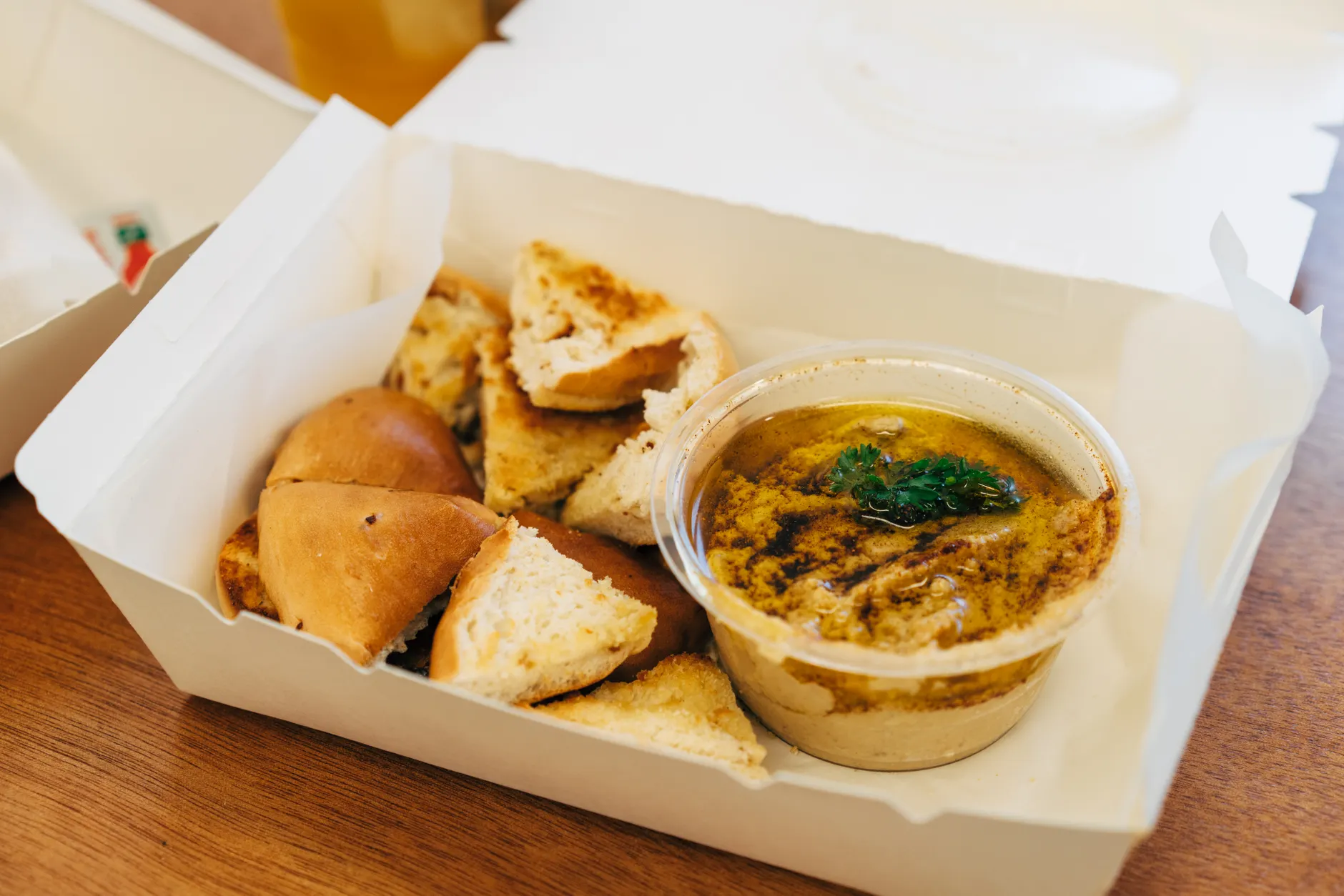 Hummus recall issued for Marché Sultan on Rue Jarry over possible E. coli contamination