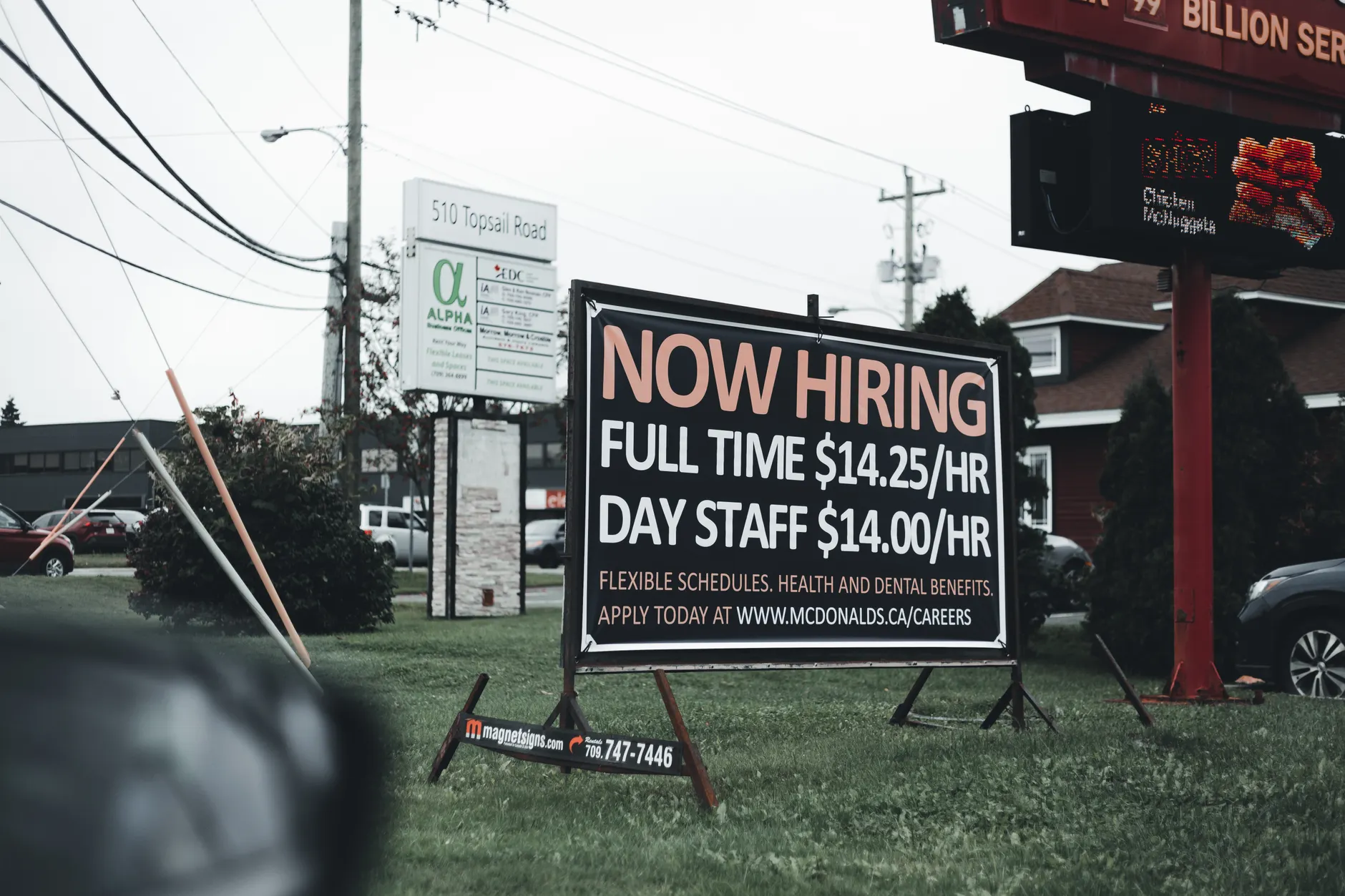 Alberta's $15 minimum wage falls further behind as five provinces raise rates