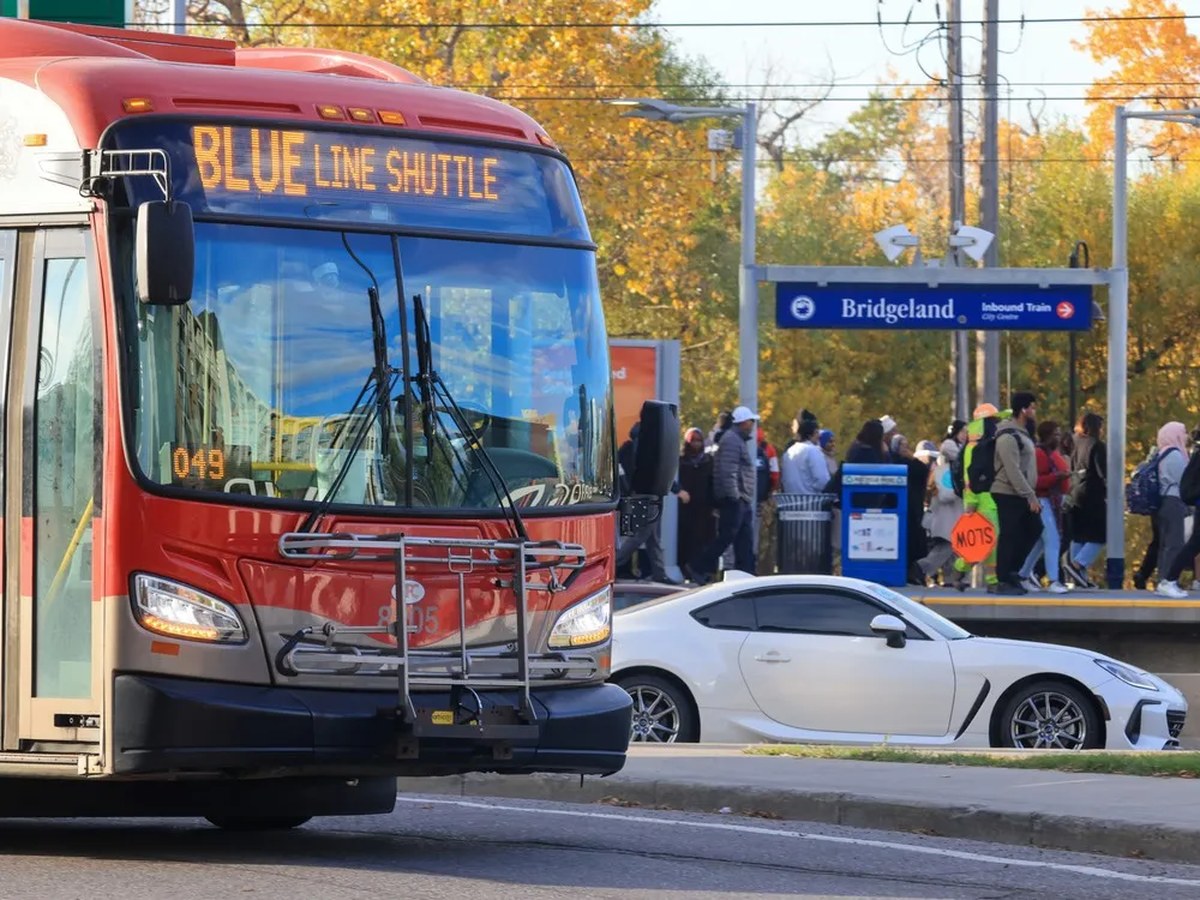 Red Line closure June 27–28; use shuttle or bus alternatives