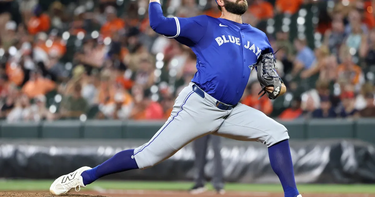 Toronto Blue Jays trade relief pitcher Tommy Nance to Minnesota Twins for prospect Ryan Sprock