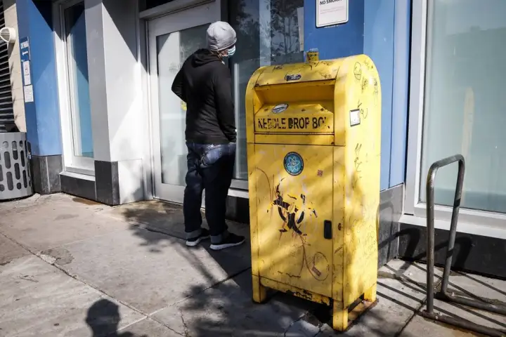 Calgary, Lethbridge supervised consumption sites close