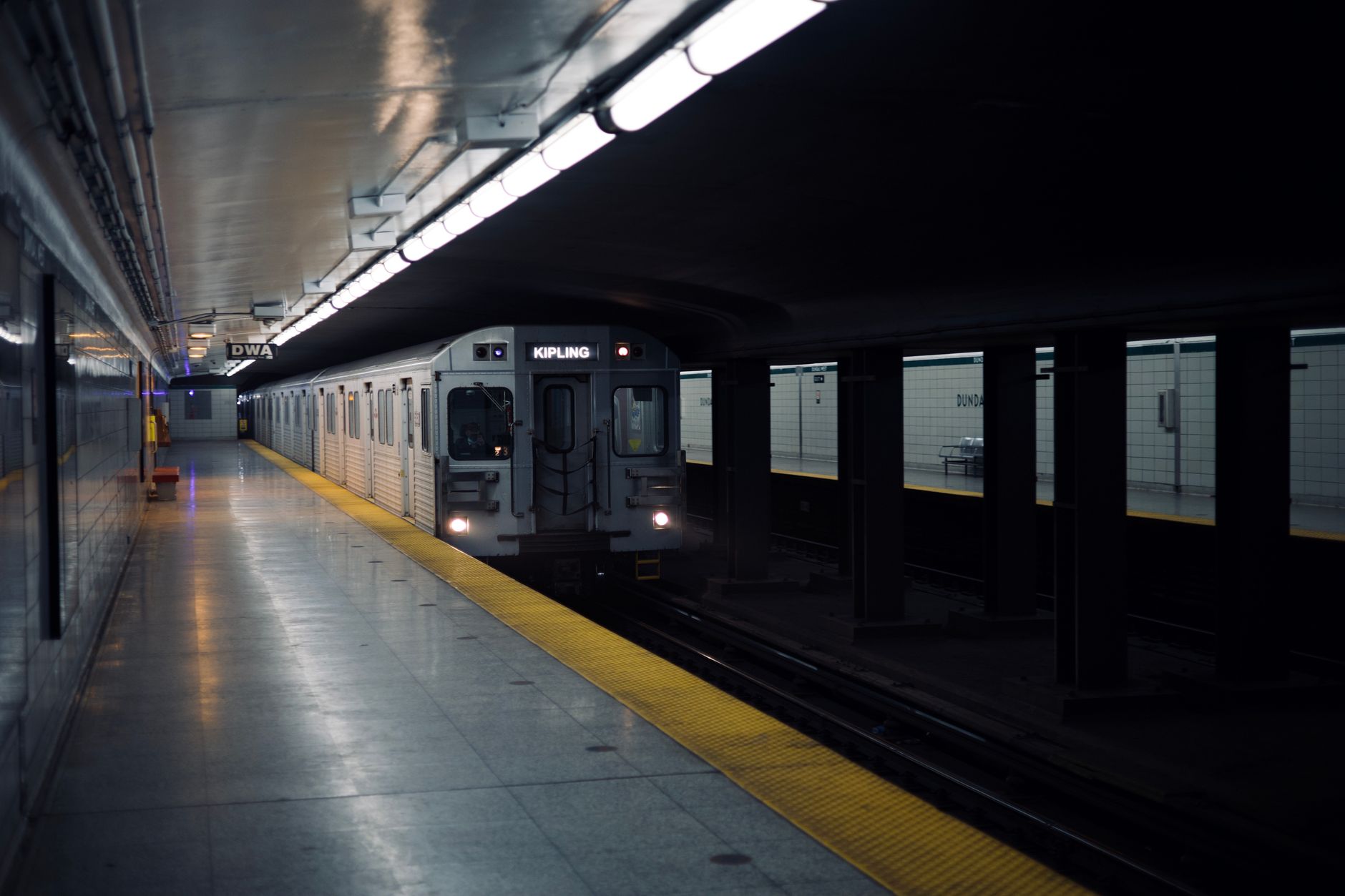 TTC subway station supervisors vote to strike as contract talks stall