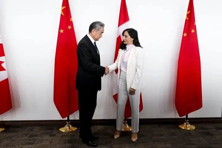Canada-China ties in focus as Beijing's top diplomat visits