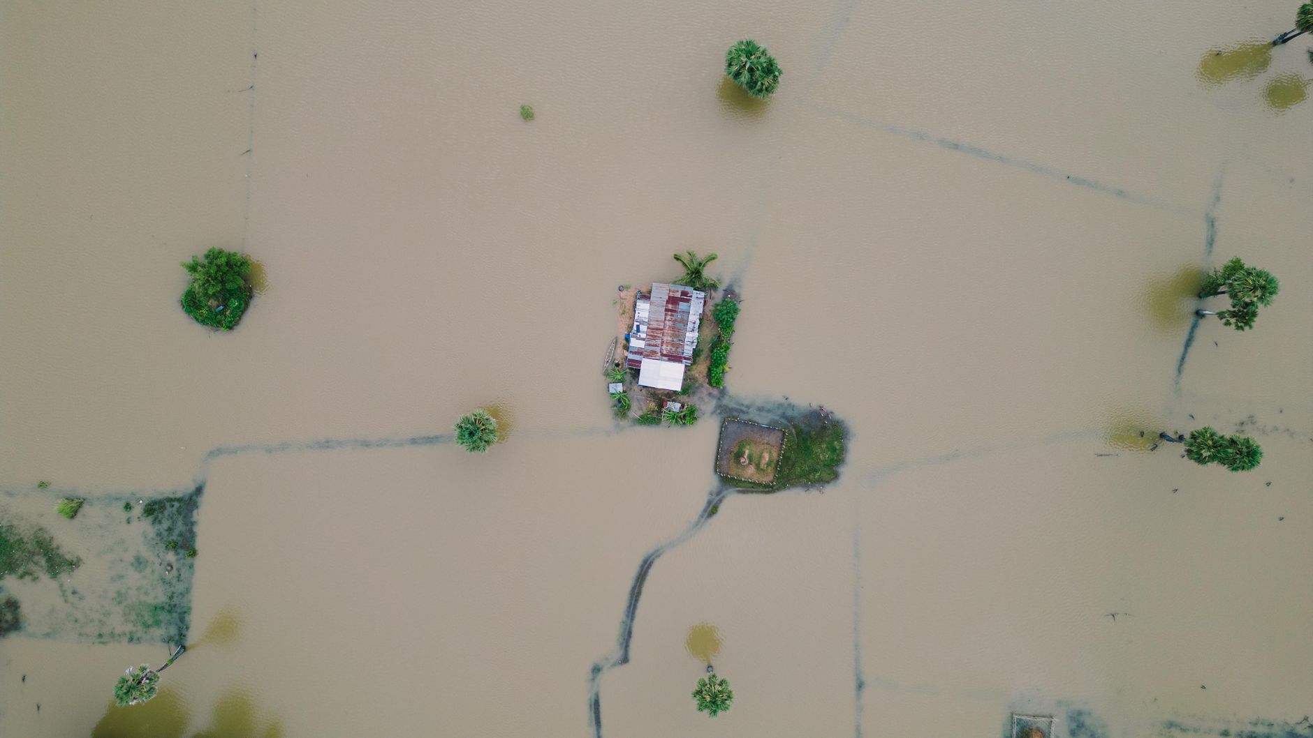 Flash flood near Nepal-Tibet border kills at least 98, 24 Canadians among 341 missing foreigners