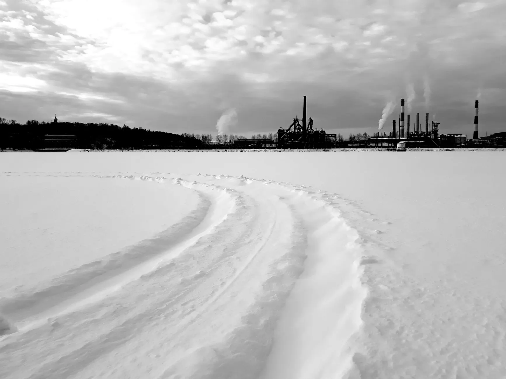 Stelco begins issuing layoff notices; 330 Hamilton jobs cut by Sunday