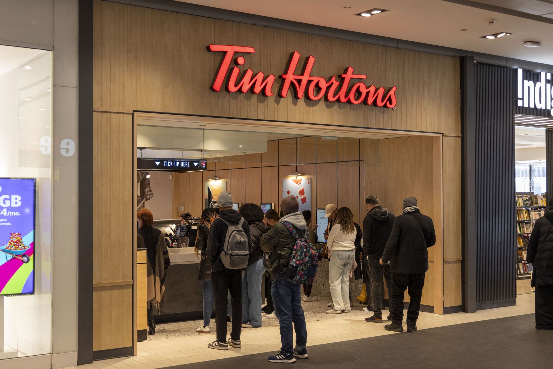 Tim Hortons sales flat in Q2 as Burger King fuels RBI profit surge