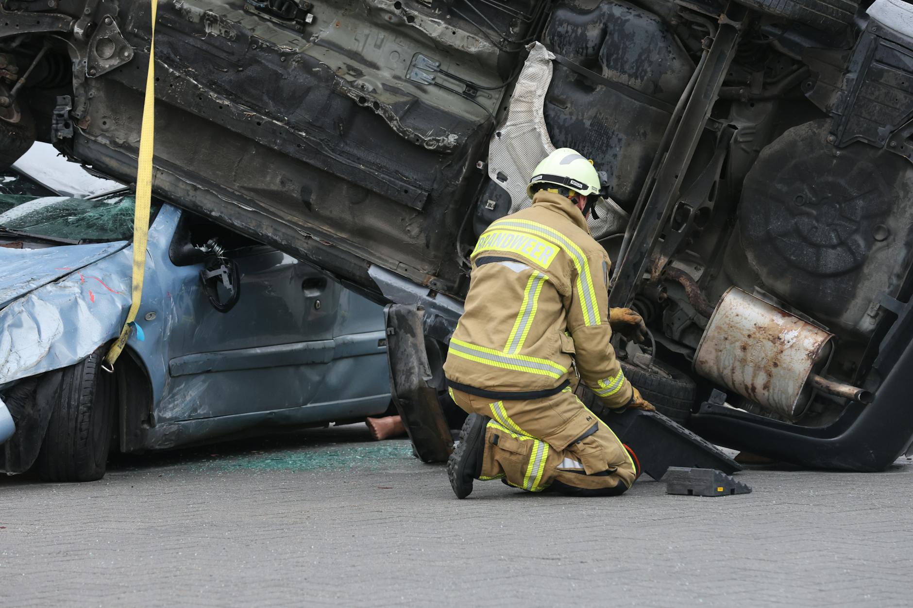 Three killed, two injured in multi-vehicle crash near Kawartha Lakes