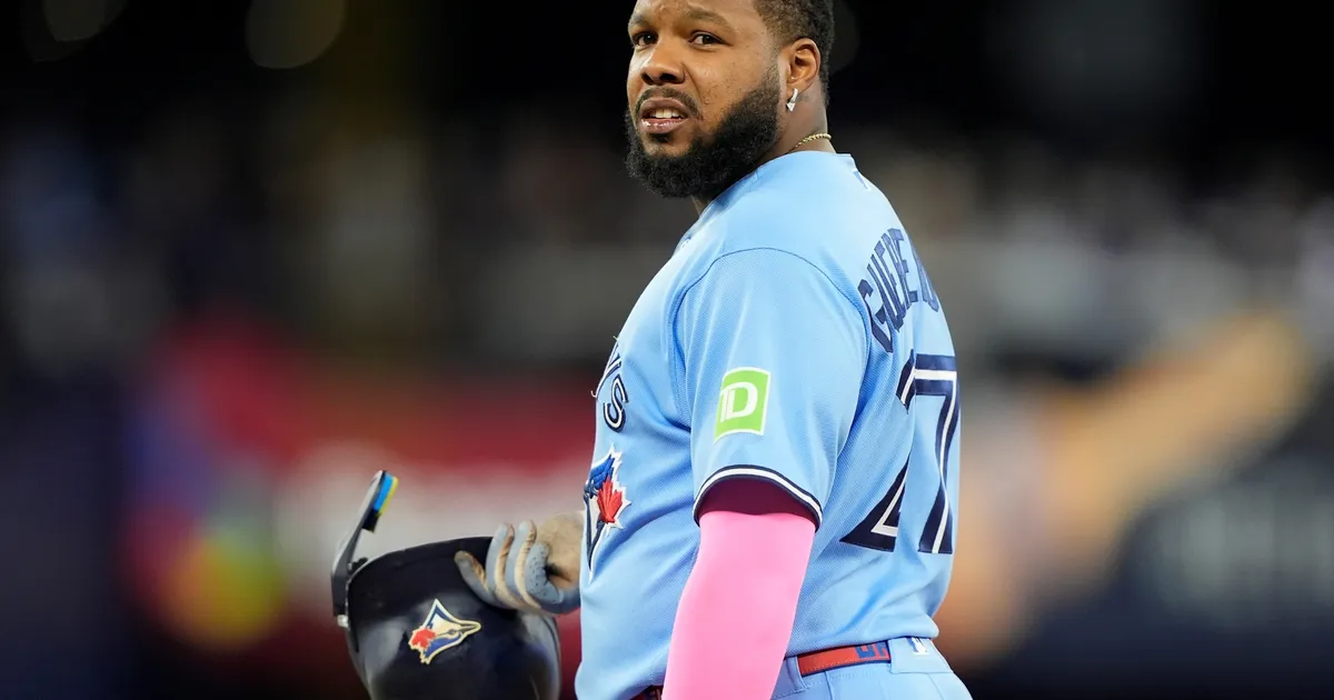 Vladimir Guerrero Jr. booed at Rogers Centre as Blue Jays slump deepens