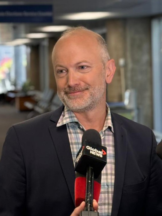 Mike Layton files nomination to reclaim Ward 11 seat as Saxe withdraws last-minute