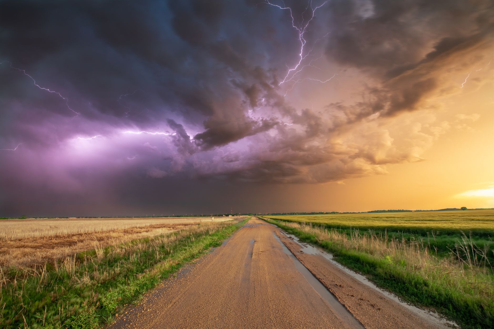 Thunderstorms with tornado risk and baseball-sized hail target central Alberta today