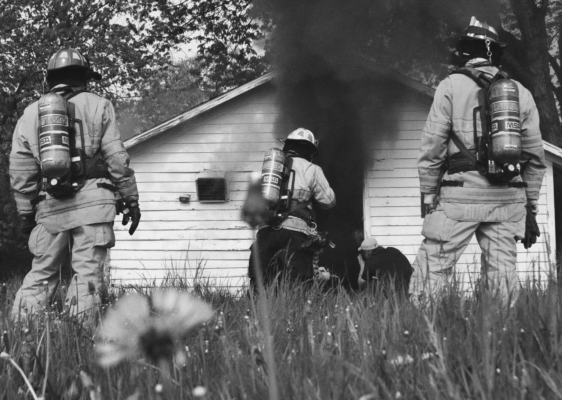 Firefighters battle coverall structure fire at 6000 block of Bank Street