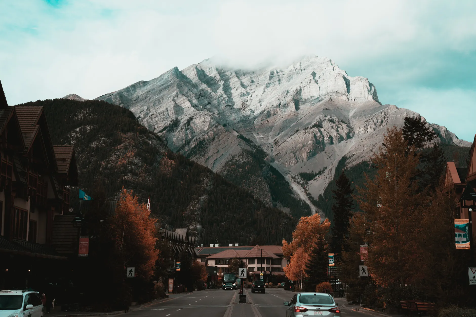 Banff land lease from Ottawa hangs over Alberta separation vote — what locals fear most