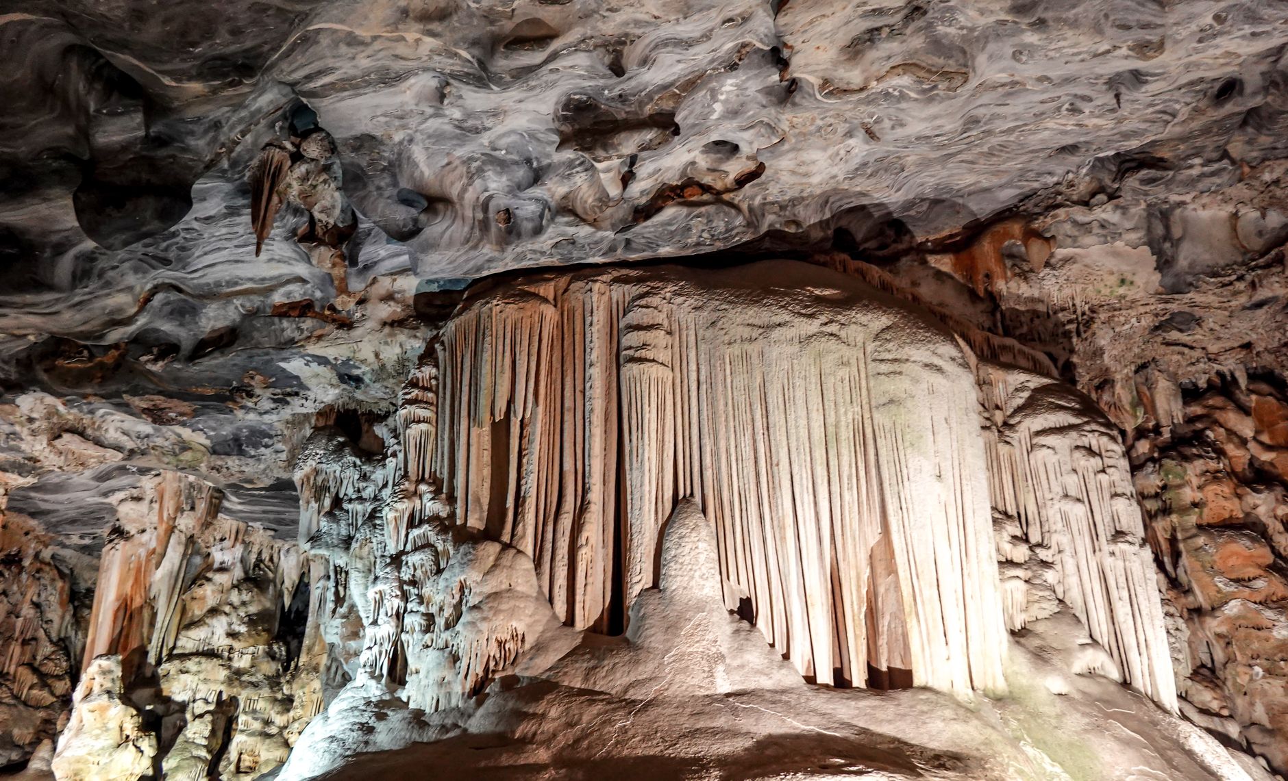 Tourist freed from Canmore cave after nine-hour rescue using rock-piercing radio
