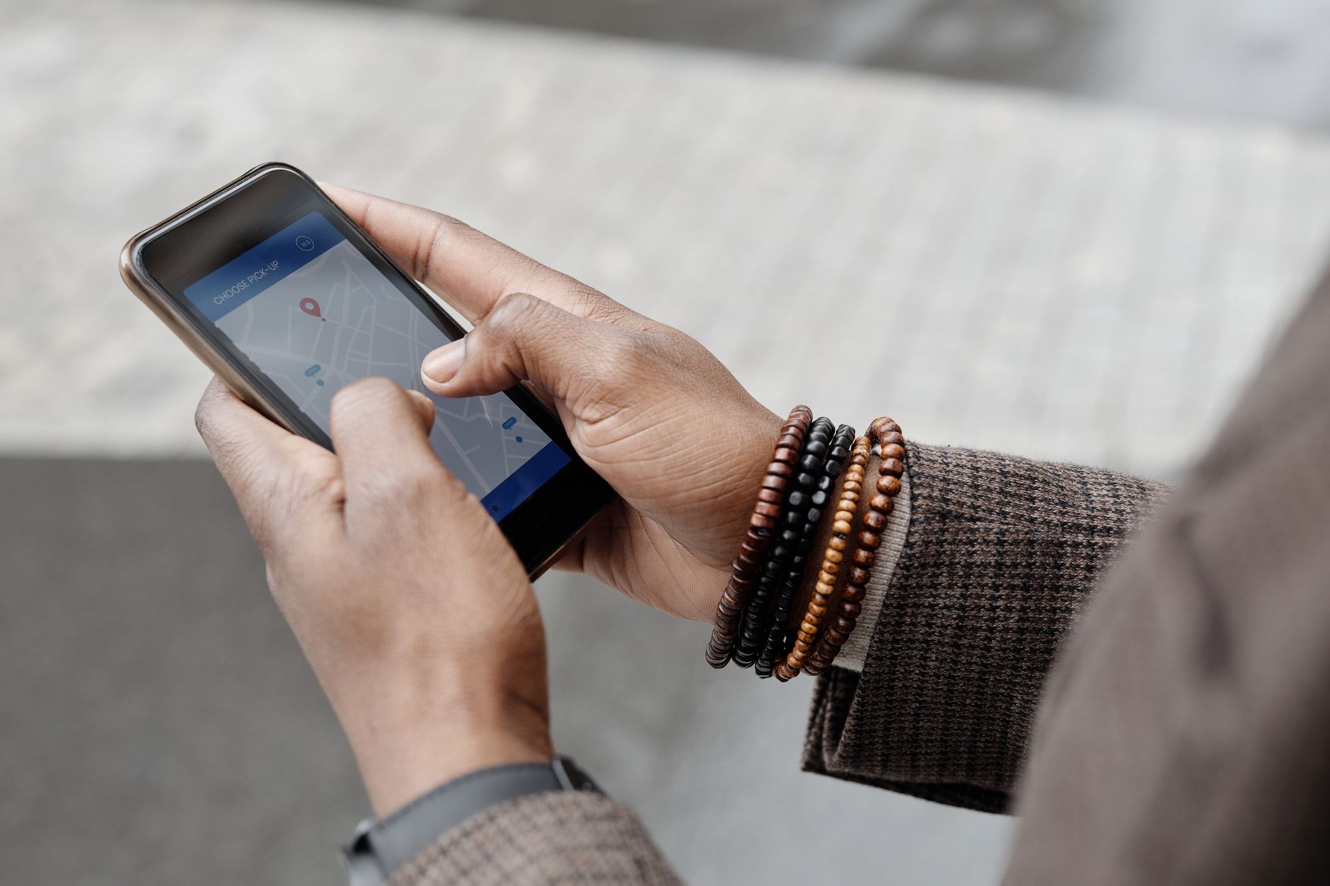 U.S. court clears warrantless cellphone searches at border for Canadians