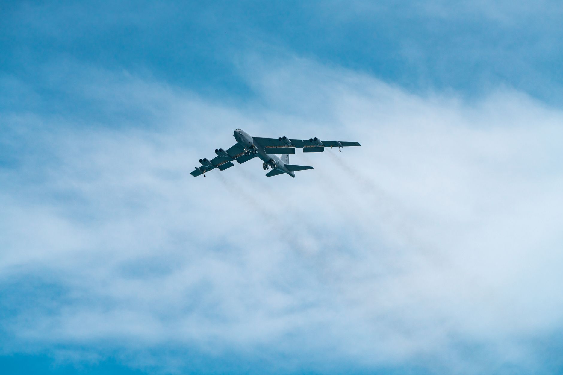 B-52 Bomber Crashes at California Air Force Base