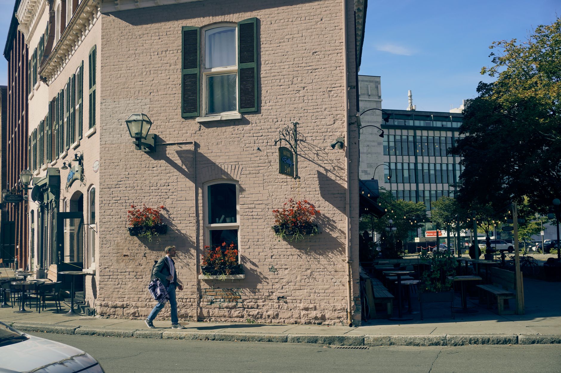 Brick Room café on Bay Street reopens after break-in as community rallies