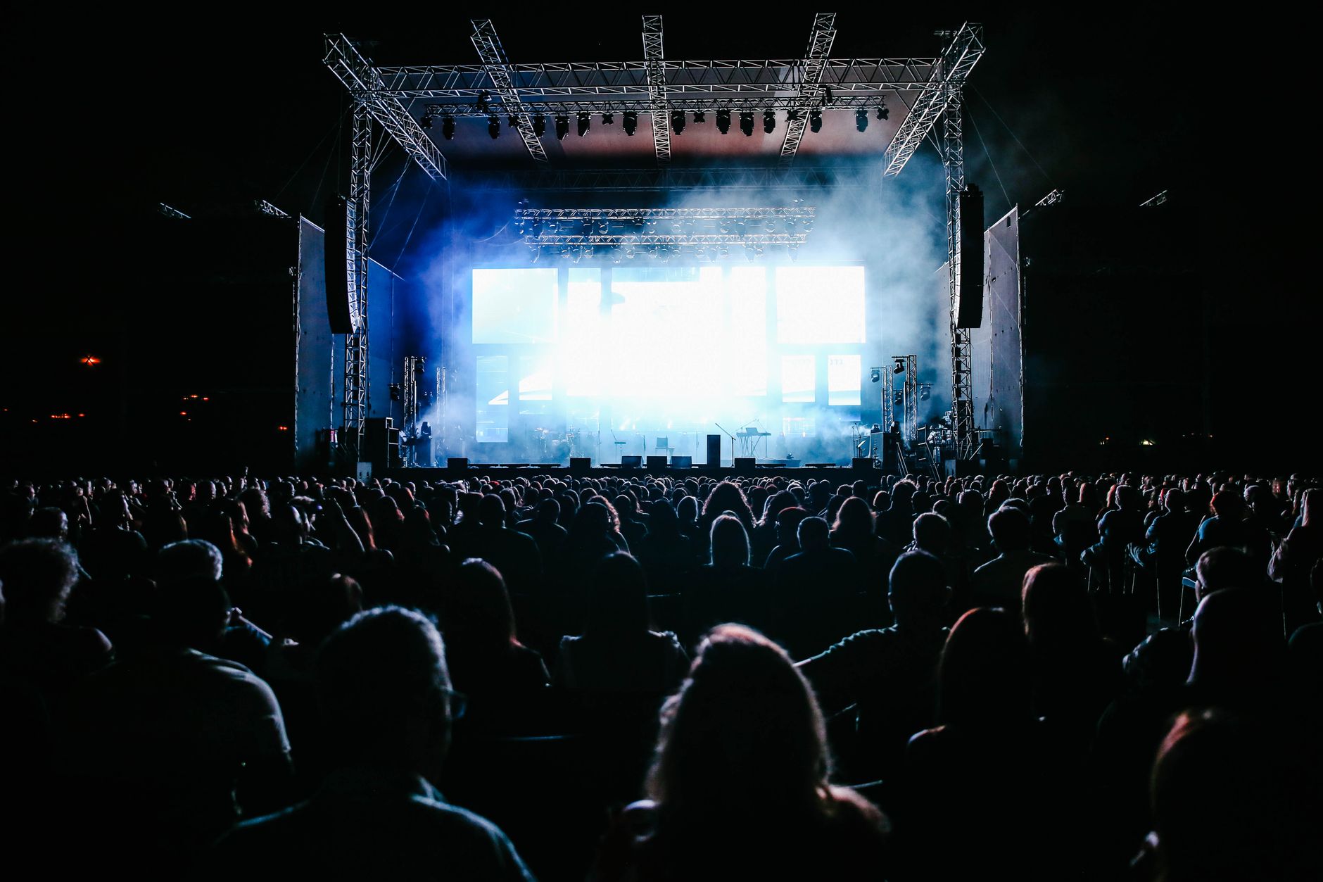 Okotoks extends outdoor concert series after weather postponement