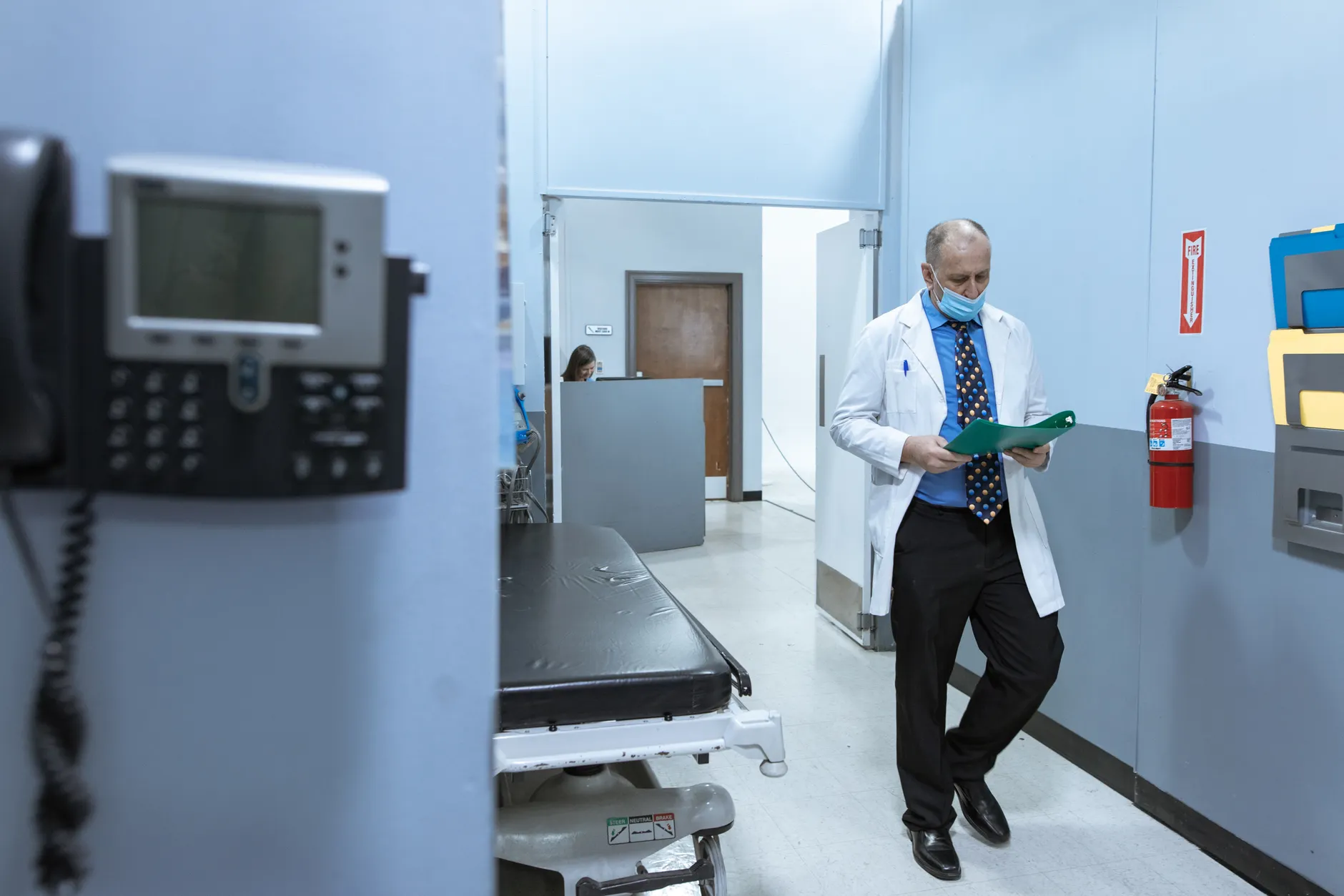 Covenant Health adds weapons screening to all four Edmonton hospital ERs