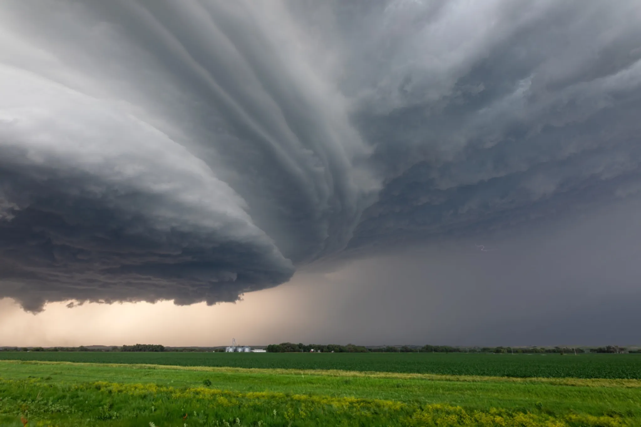 Severe thunderstorms with tornado risk expected across Alberta Wednesday