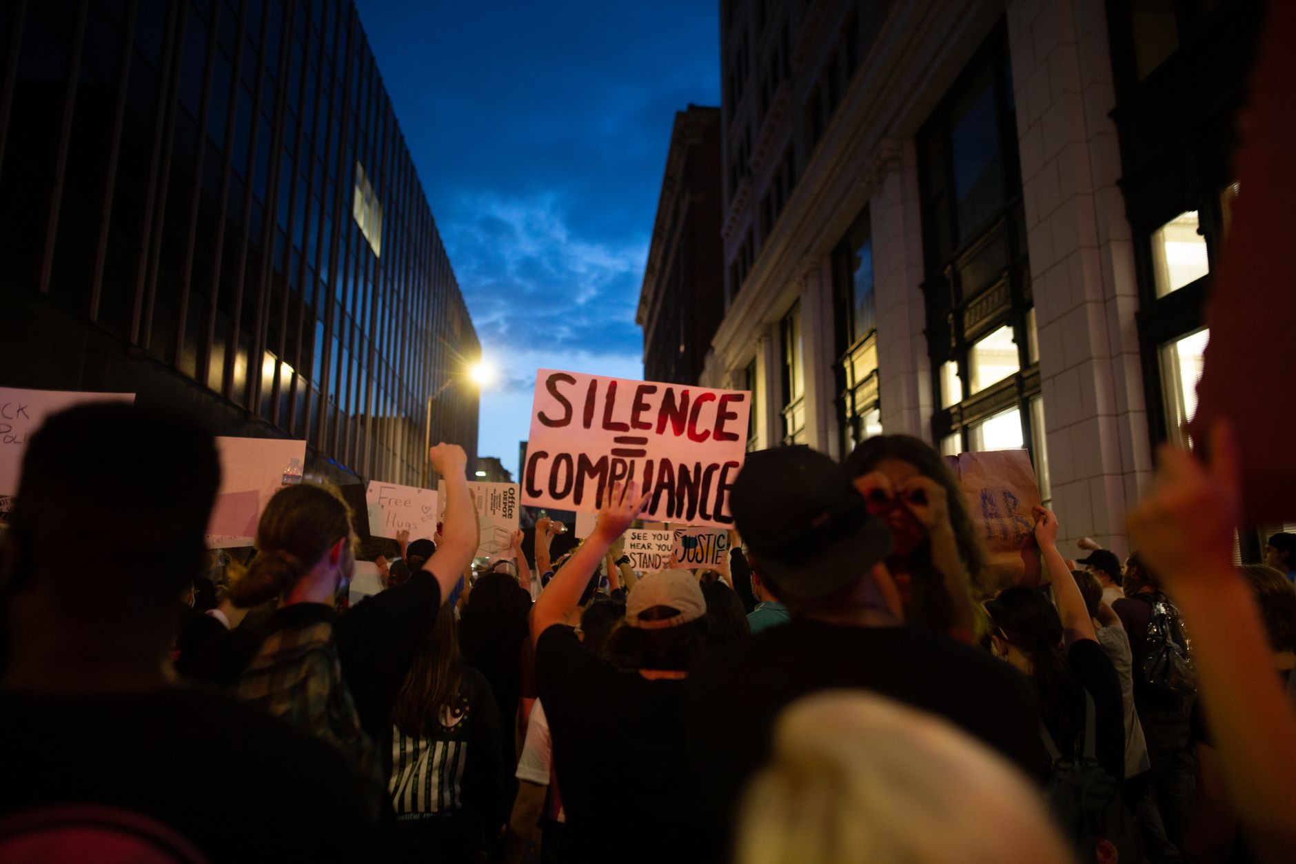 Québec solidaire demands SPVM action after alleged evidence destruction in domestic violence case