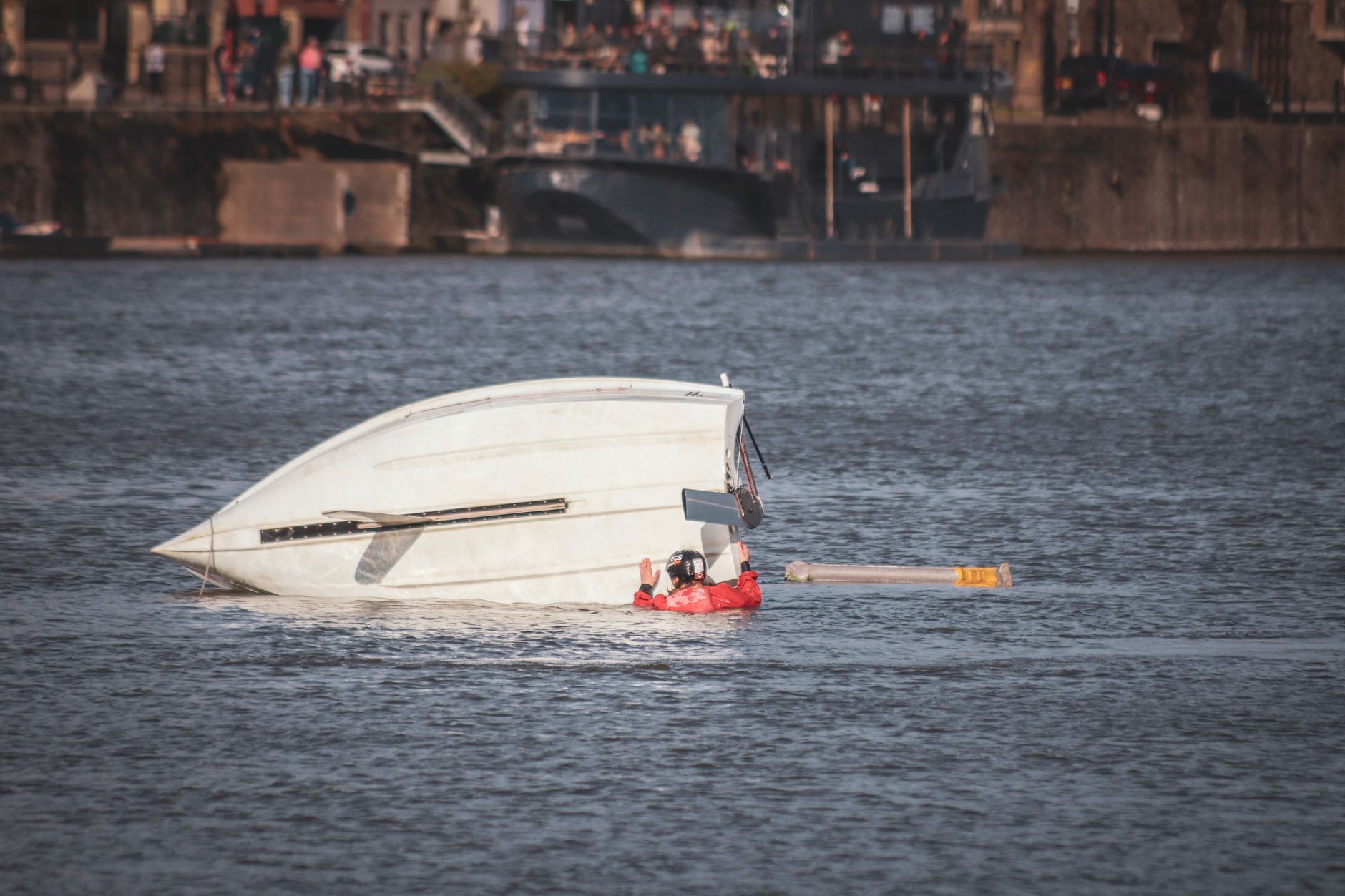 17-year-old presumed drowned after boat capsizes on Stony Lake