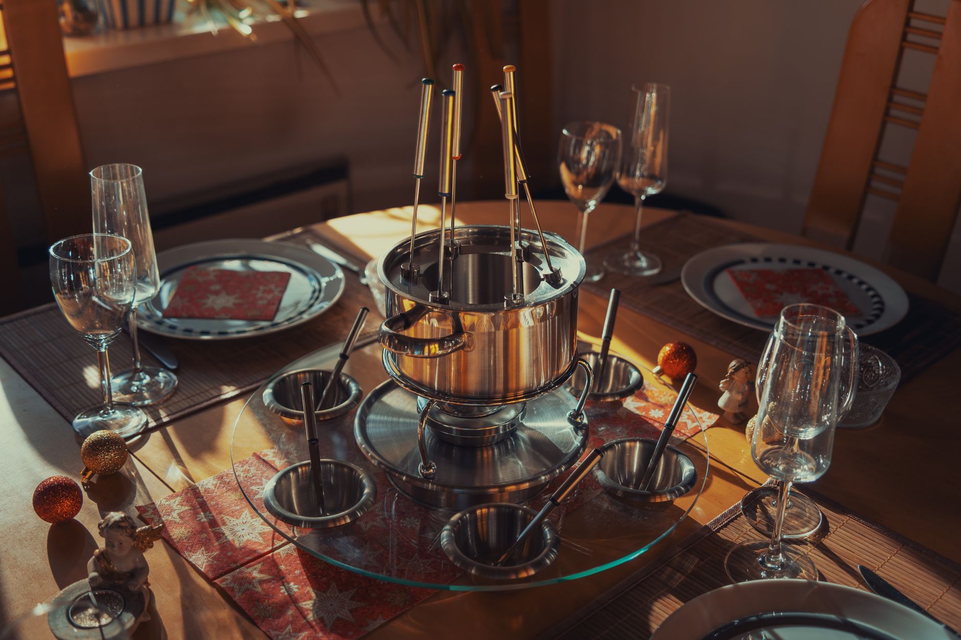 Five Calgary spots where fondue and champagne pair perfectly this fall