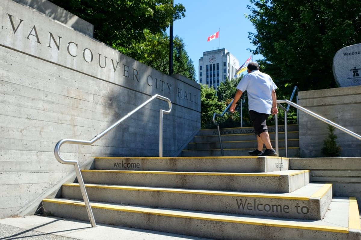 Vancouver's business licensing now takes one day instead of ten