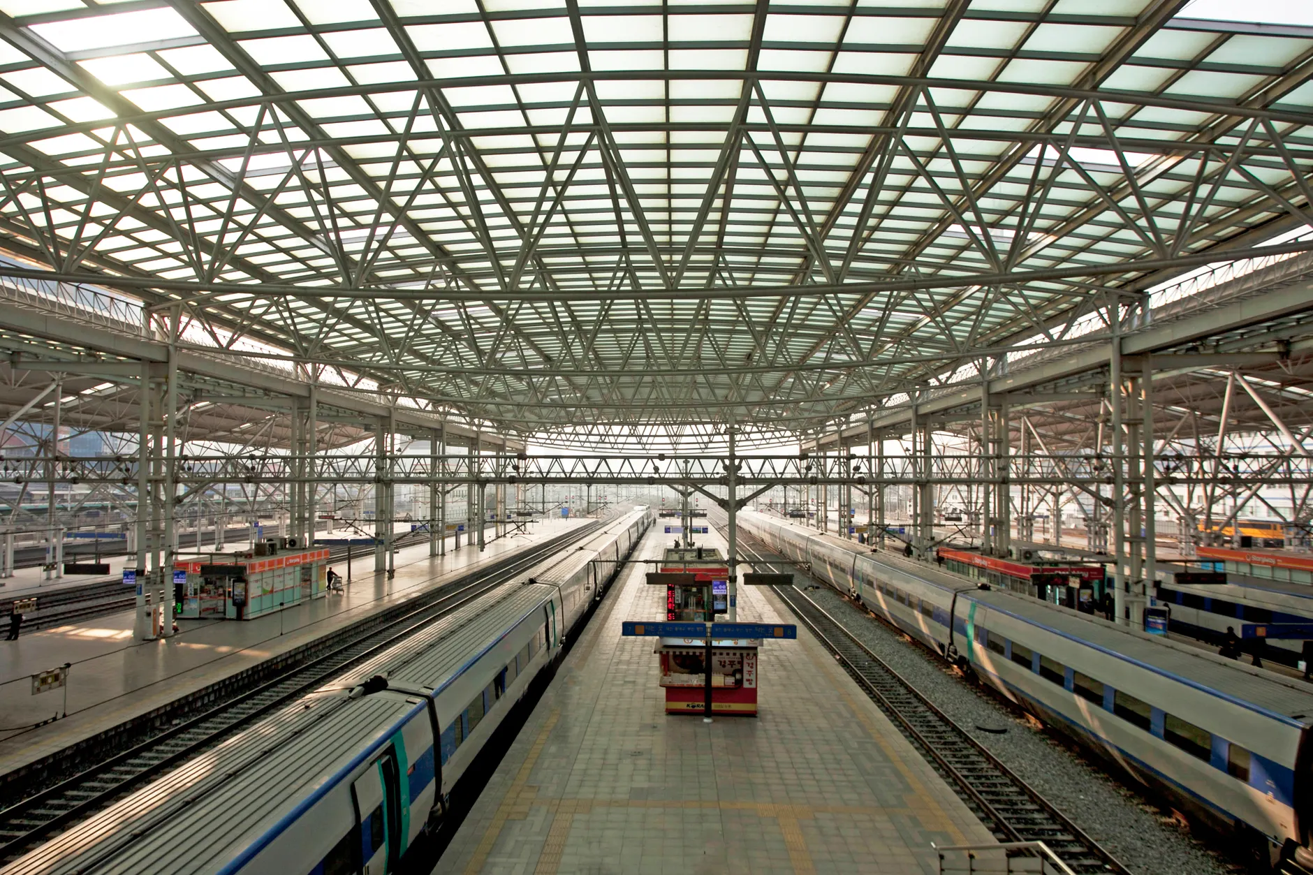 Ontario expanding Oshawa GO station with two new tracks to boost Lakeshore East service