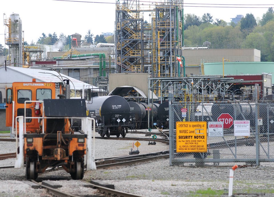 North Vancouver debates future of Chemtrade chlorine plant in residential area