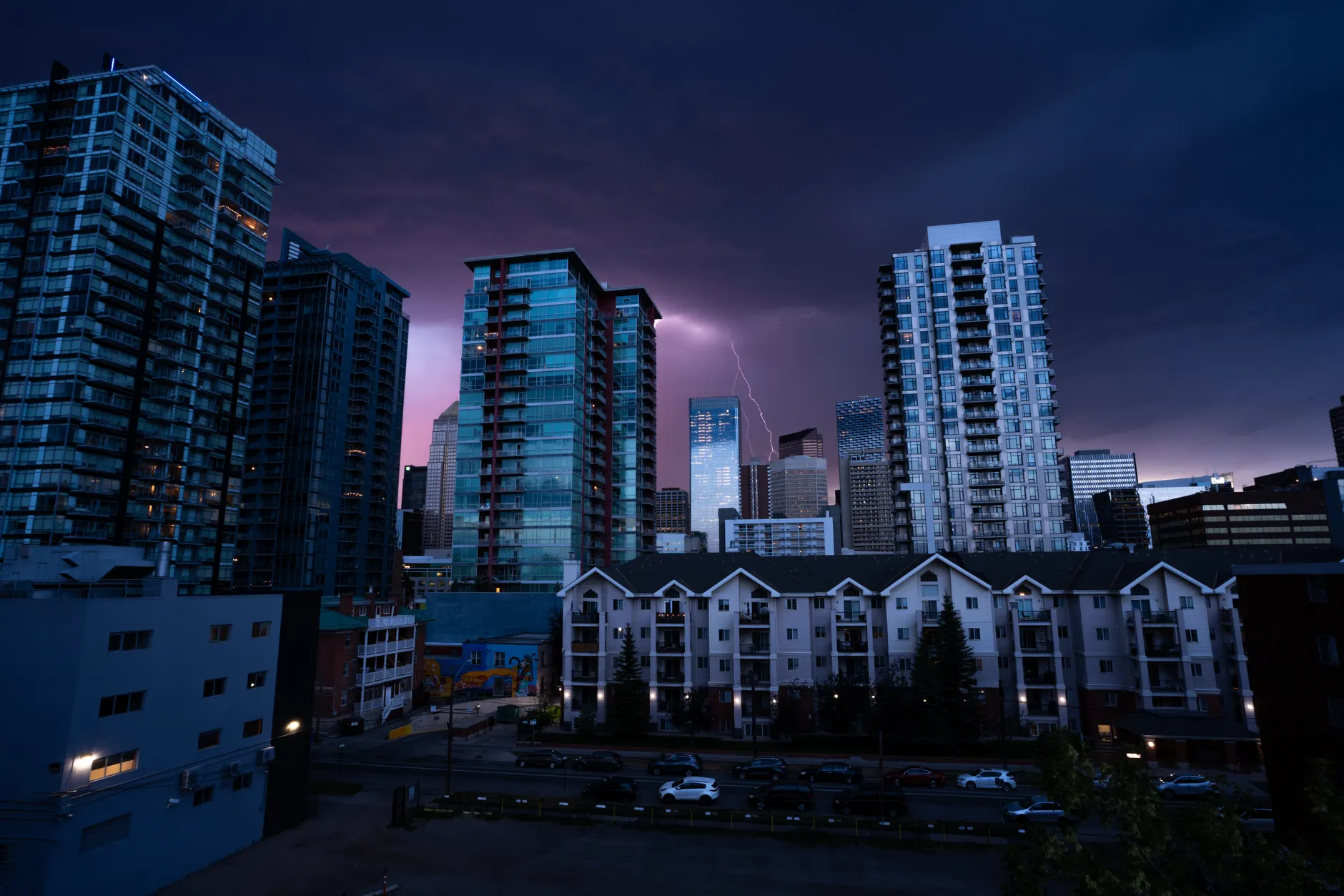 Severe thunderstorm warning issued for Calgary area