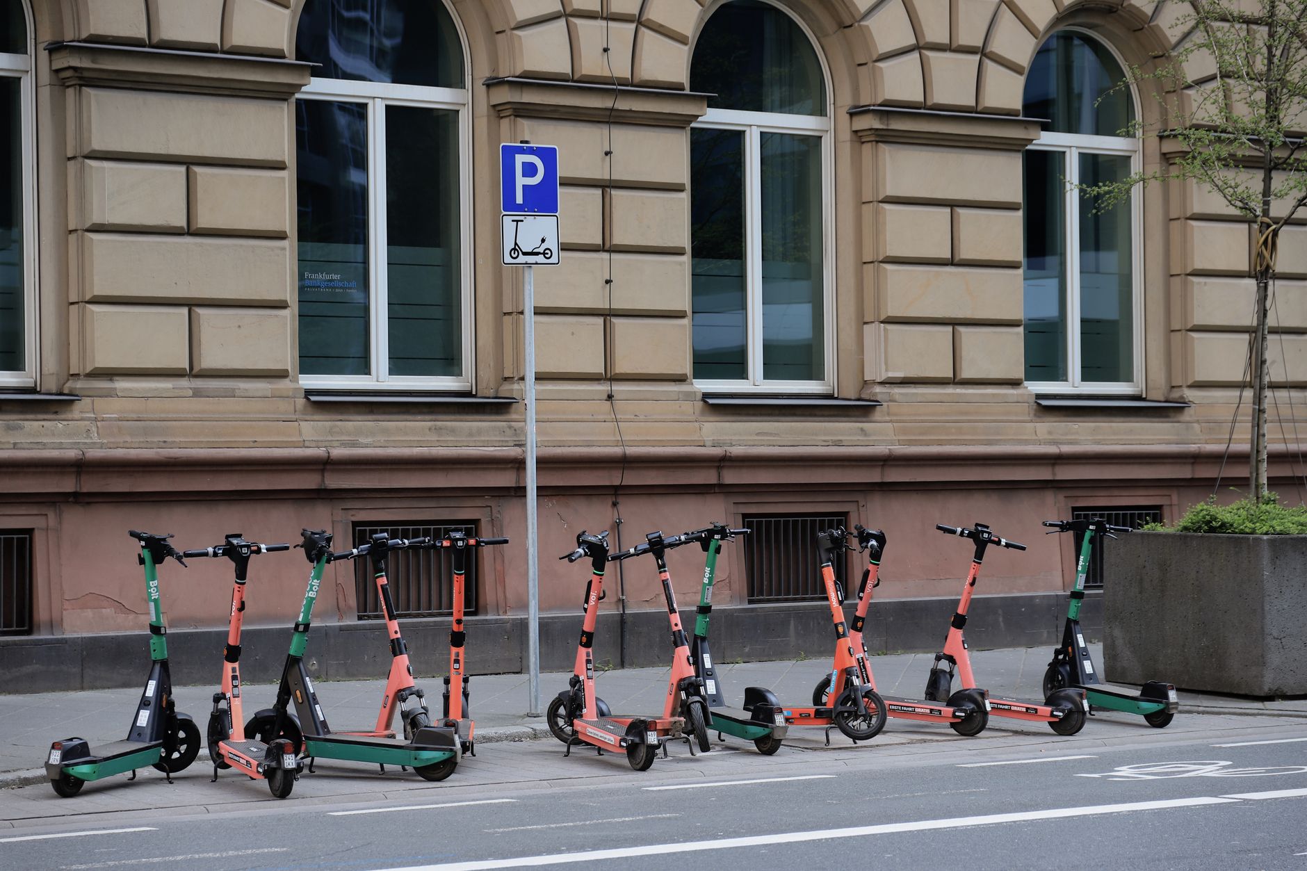 Ten kids died from e-scooter and e-bike injuries in 2025, Canada's pediatric data shows