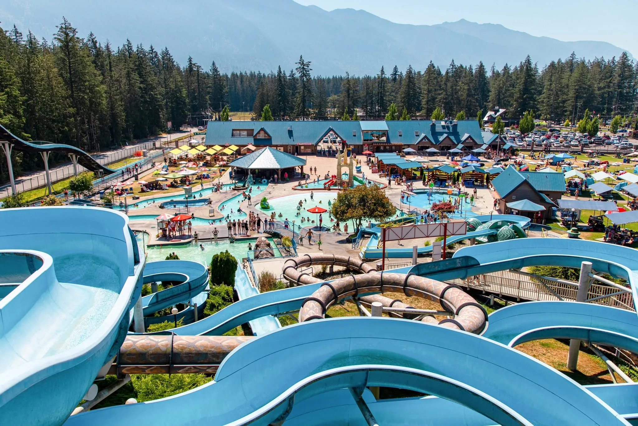 B.C.'s largest water park temporarily closed after 12 children hurt